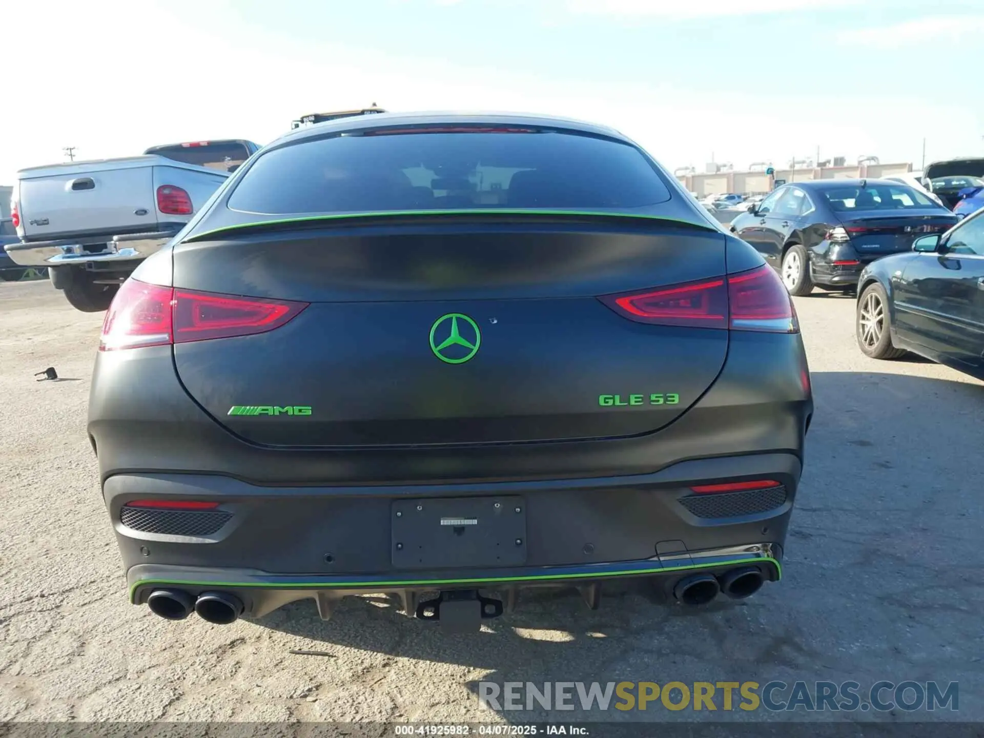 17 Photograph of a damaged car 4JGFD6BB4MA355653 MERCEDES-BENZ AMG GLE 53 COUPE 2021