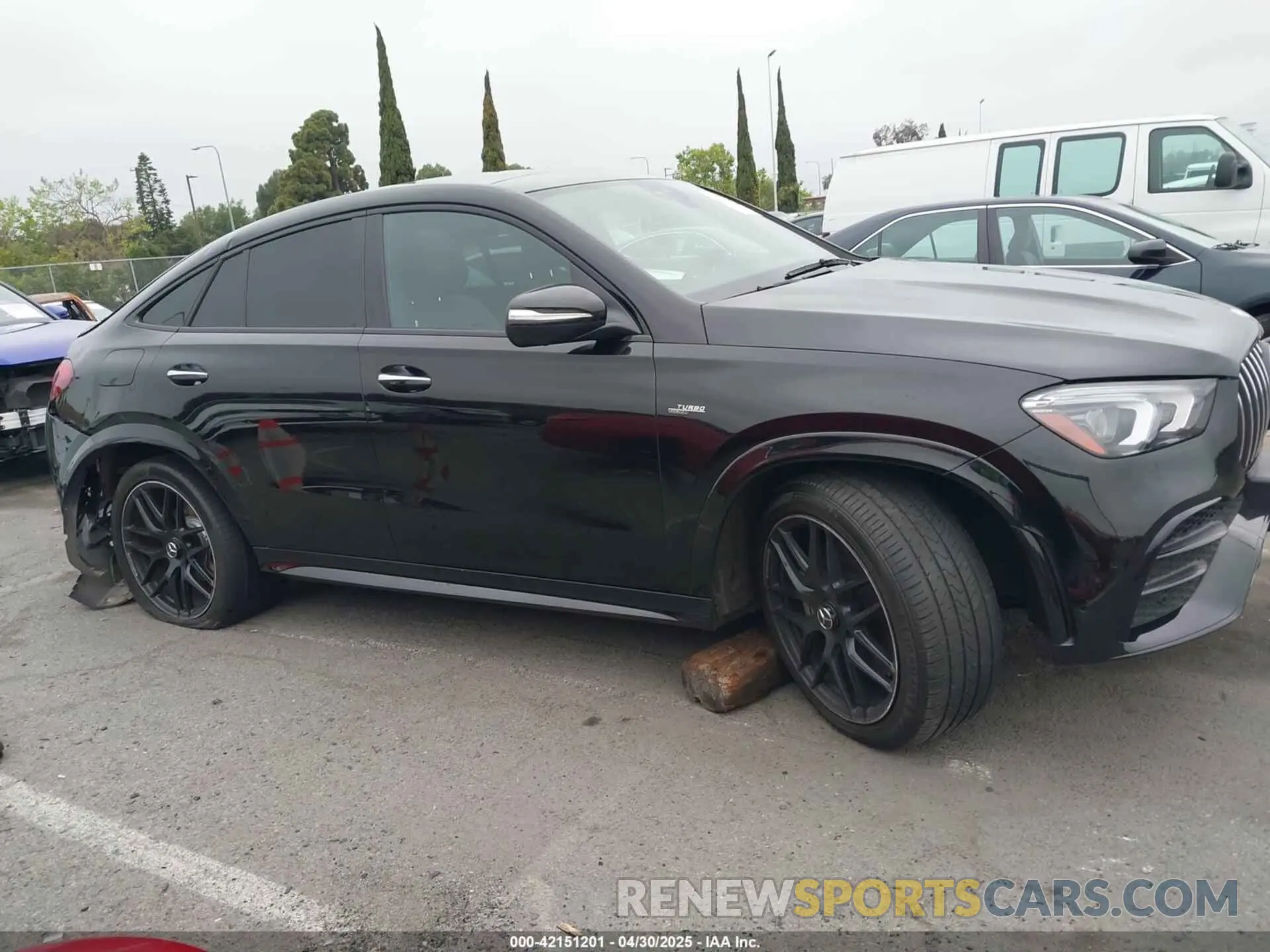 13 Photograph of a damaged car 4JGFD6BB6MA538455 MERCEDES-BENZ AMG GLE 53 COUPE 2021
