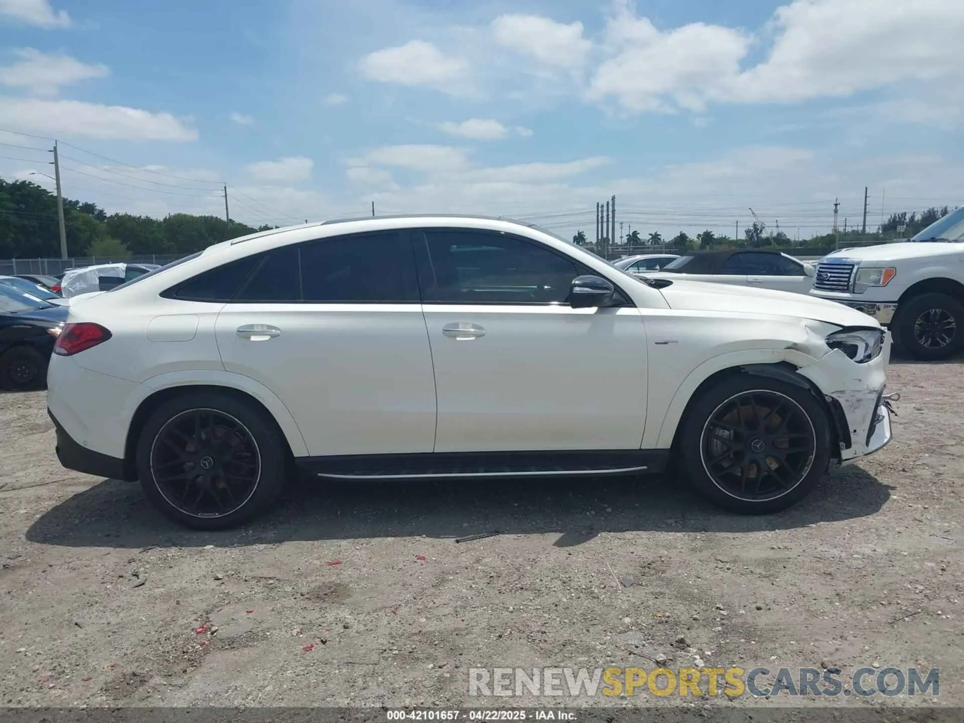 13 Photograph of a damaged car 4JGFD6BB9MA314029 MERCEDES-BENZ AMG GLE 53 COUPE 2021