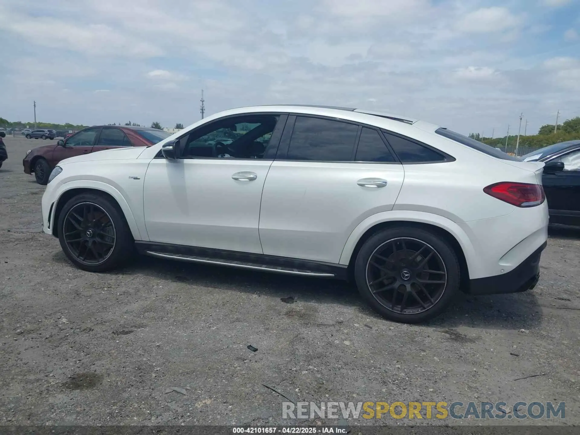 14 Photograph of a damaged car 4JGFD6BB9MA314029 MERCEDES-BENZ AMG GLE 53 COUPE 2021