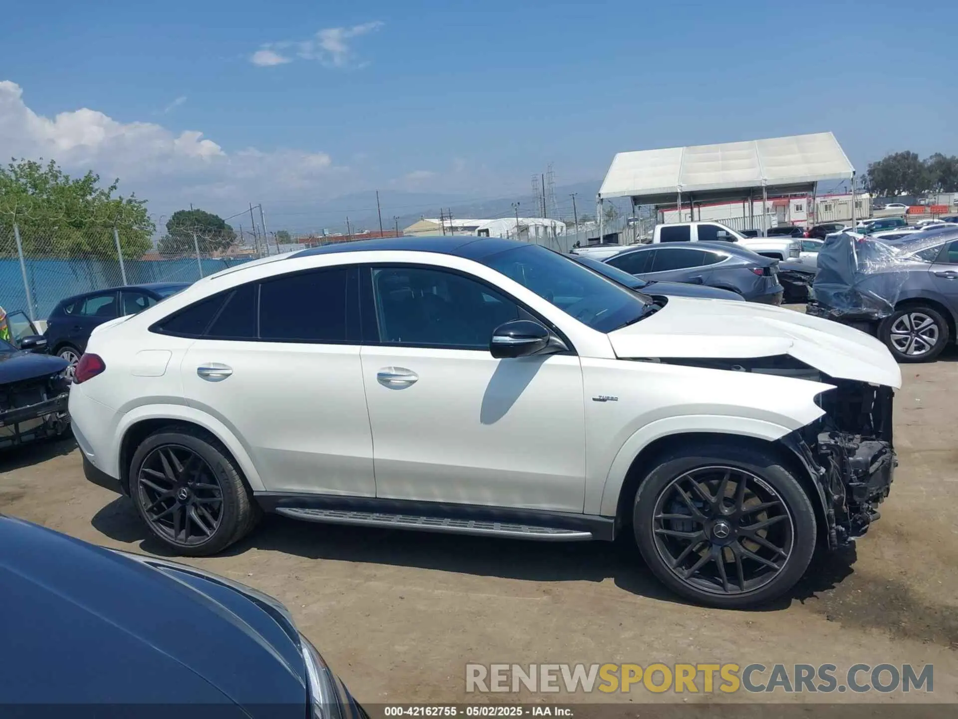 14 Photograph of a damaged car 4JGFD6BB0NA684819 MERCEDES-BENZ AMG GLE 53 COUPE 2022