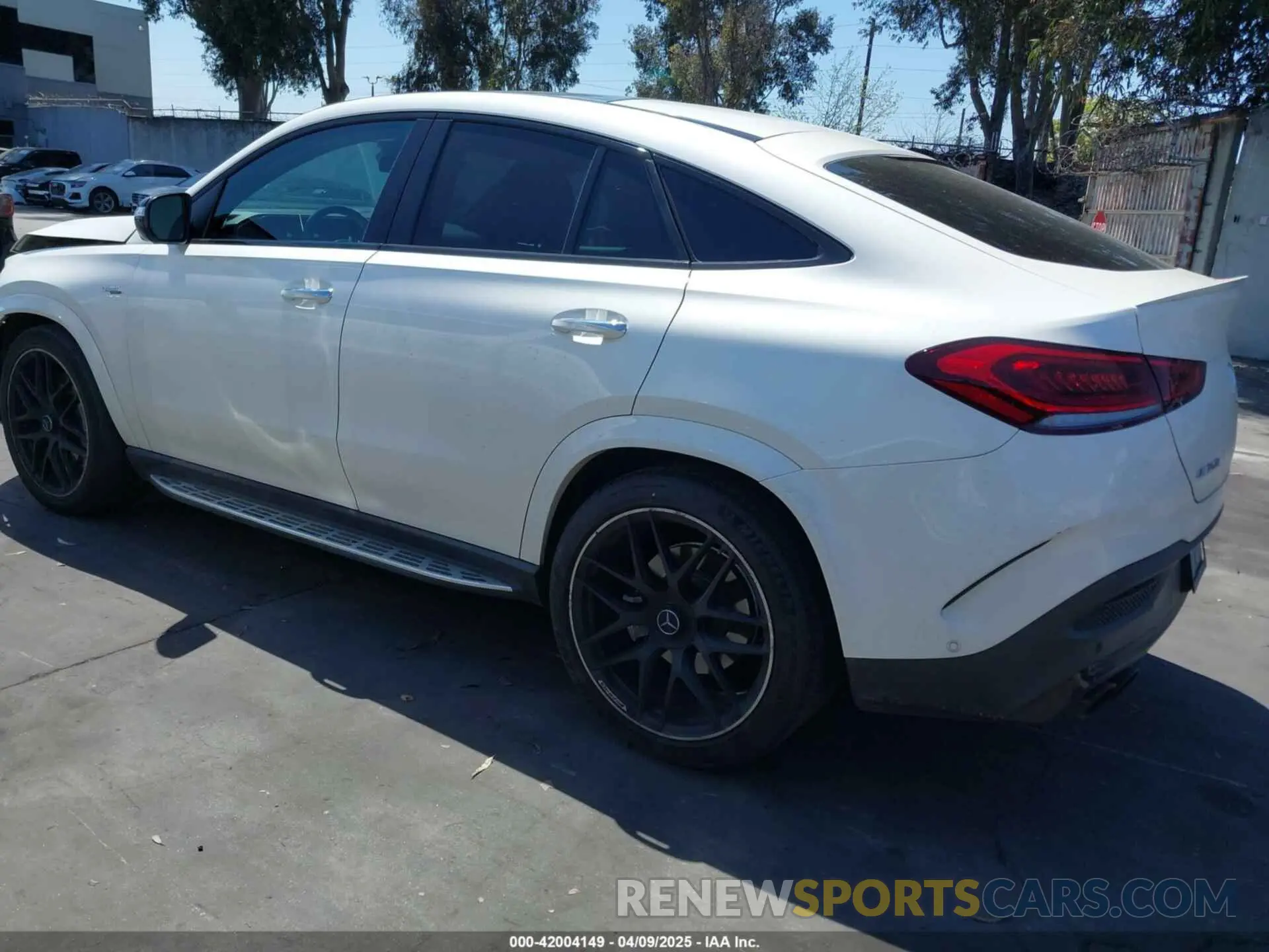 3 Photograph of a damaged car 4JGFD6BB6NA801206 MERCEDES-BENZ AMG GLE 53 COUPE 2022