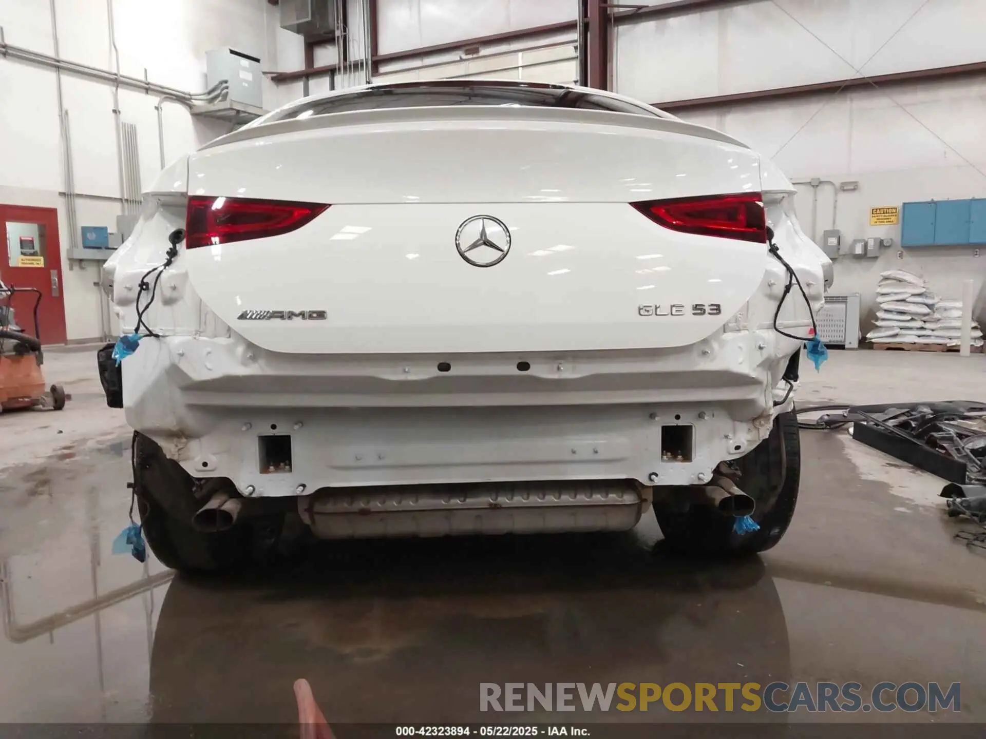 22 Photograph of a damaged car 4JGFD6BBXNA831650 MERCEDES-BENZ AMG GLE 53 COUPE 2022