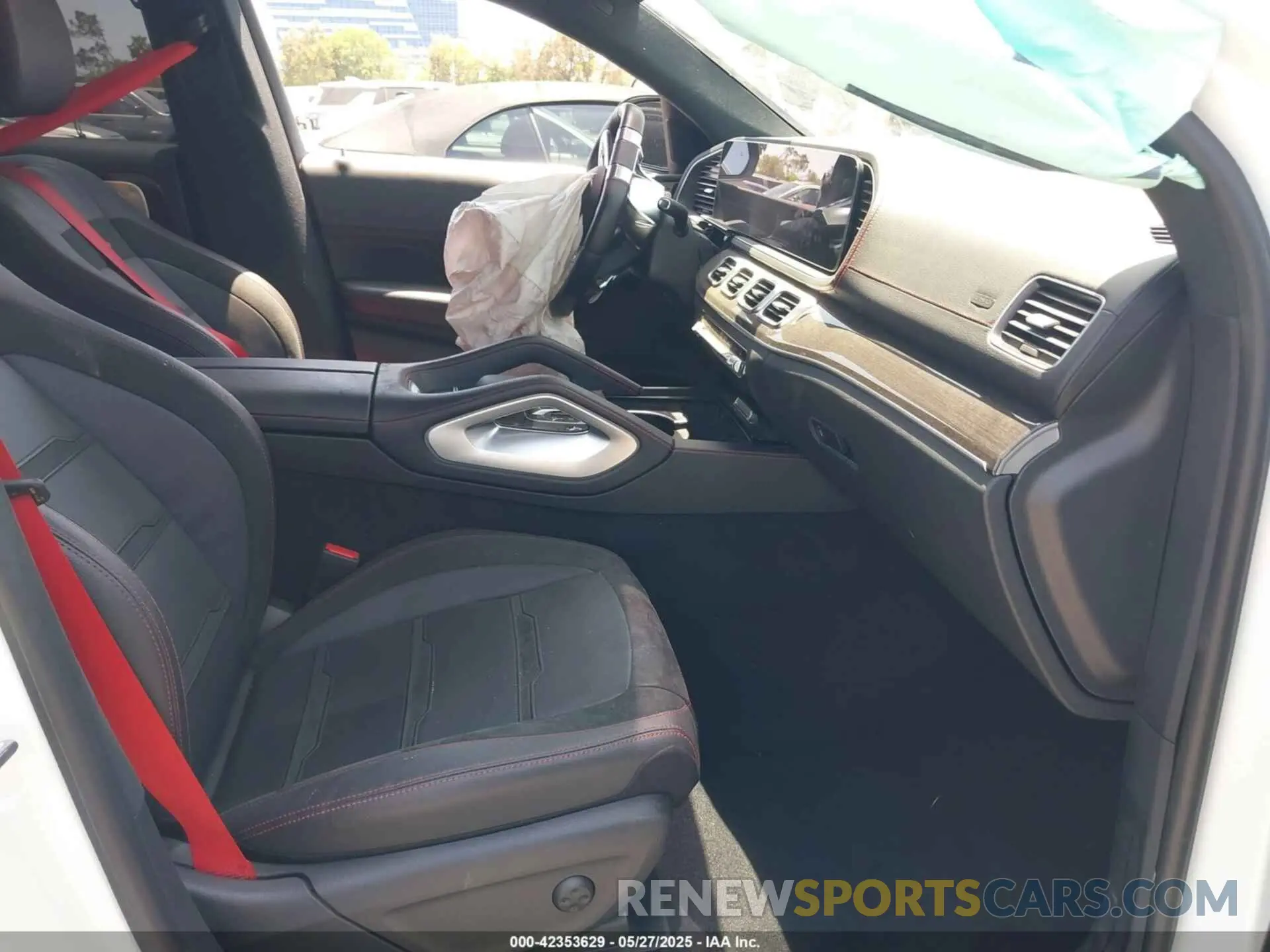 5 Photograph of a damaged car 4JGFD6BB4PA959059 MERCEDES-BENZ AMG GLE 53 COUPE 2023