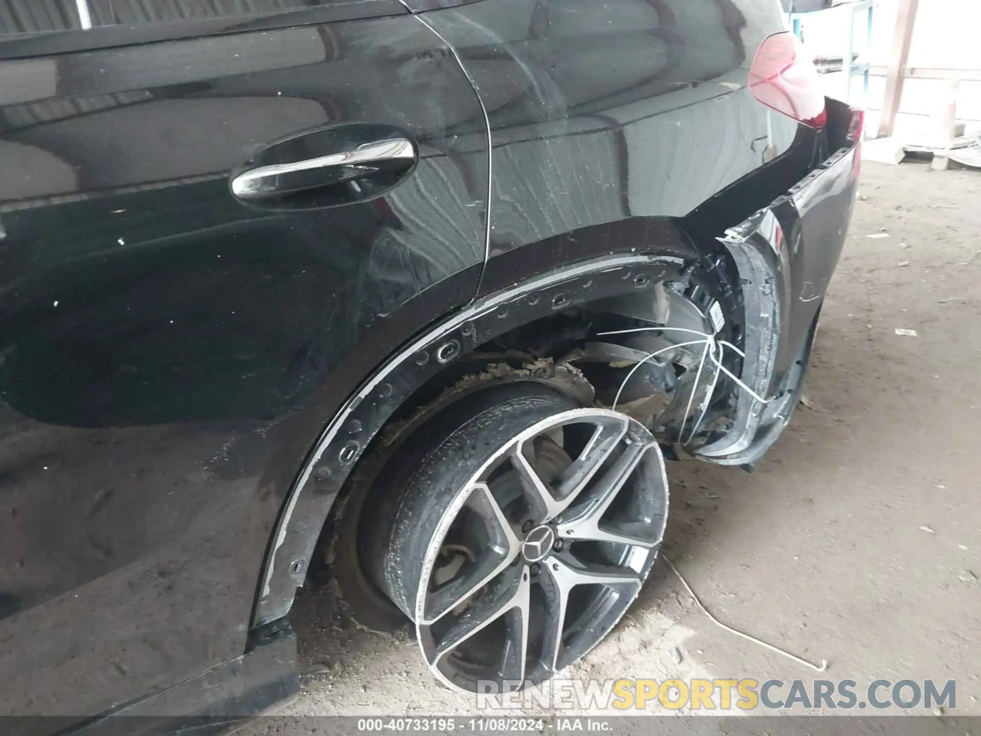 19 Photograph of a damaged car 4JGFD6BB6RB011632 MERCEDES-BENZ AMG GLE 53 COUPE 2024