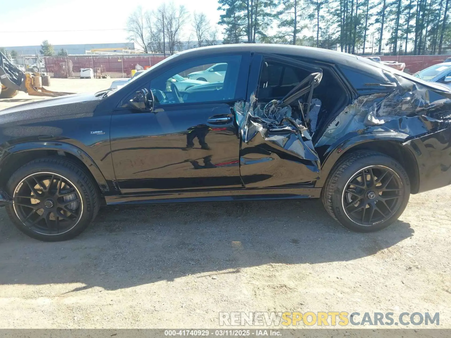 14 Photograph of a damaged car 4JGFD6BB6SB366385 MERCEDES-BENZ AMG GLE 53 COUPE 2025