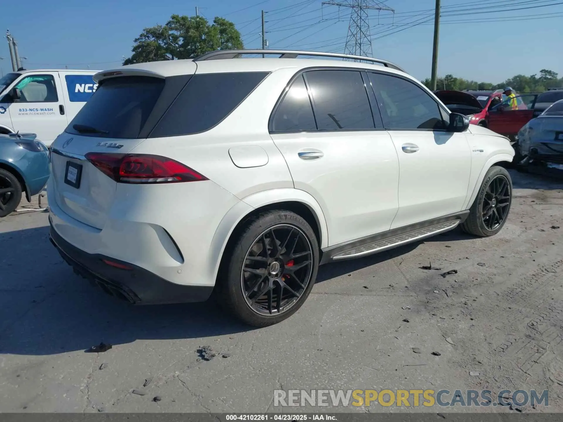 4 Photograph of a damaged car 4JGFB8KB5MA559573 MERCEDES-BENZ AMG GLE 63 2021