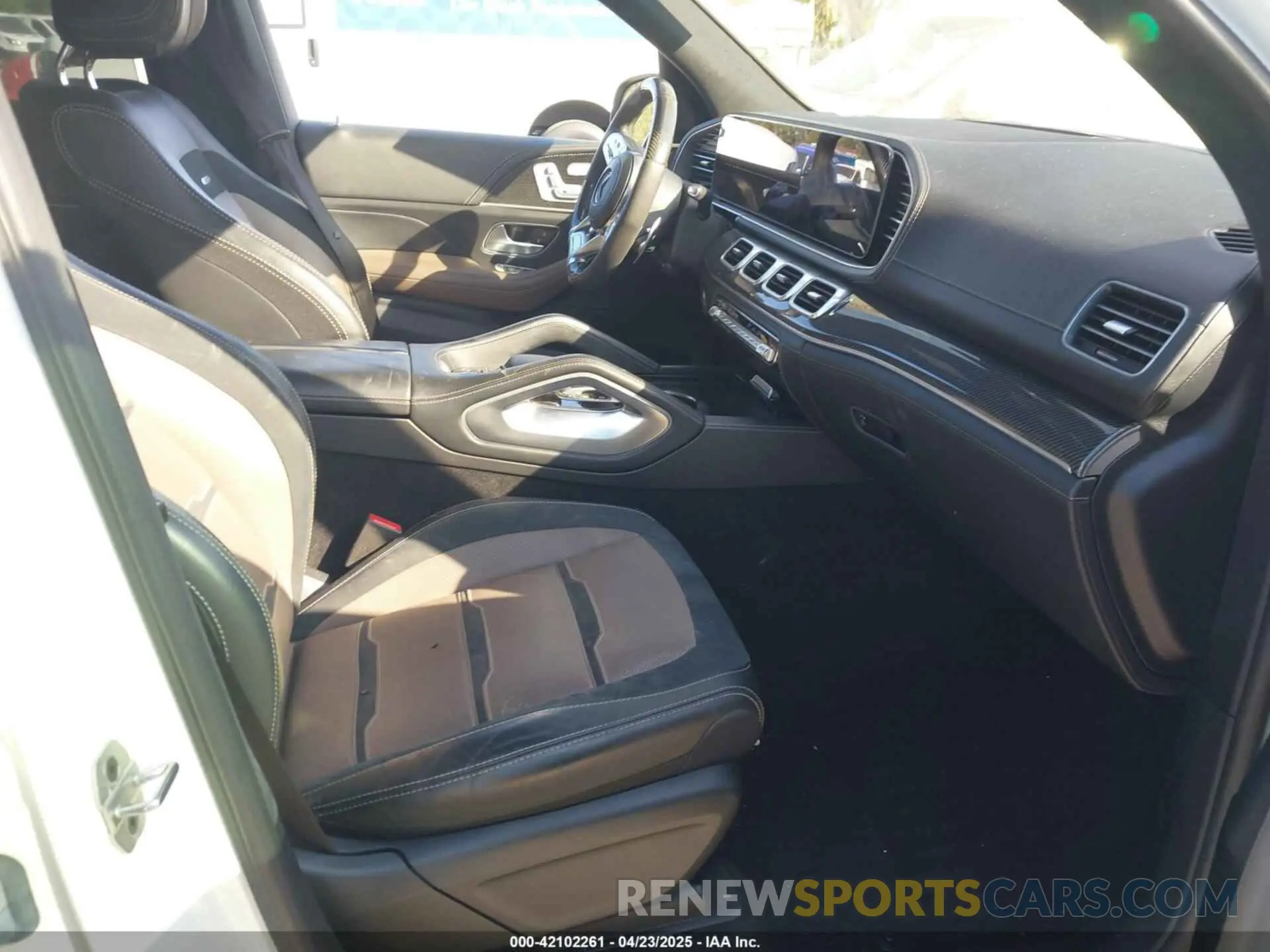 5 Photograph of a damaged car 4JGFB8KB5MA559573 MERCEDES-BENZ AMG GLE 63 2021