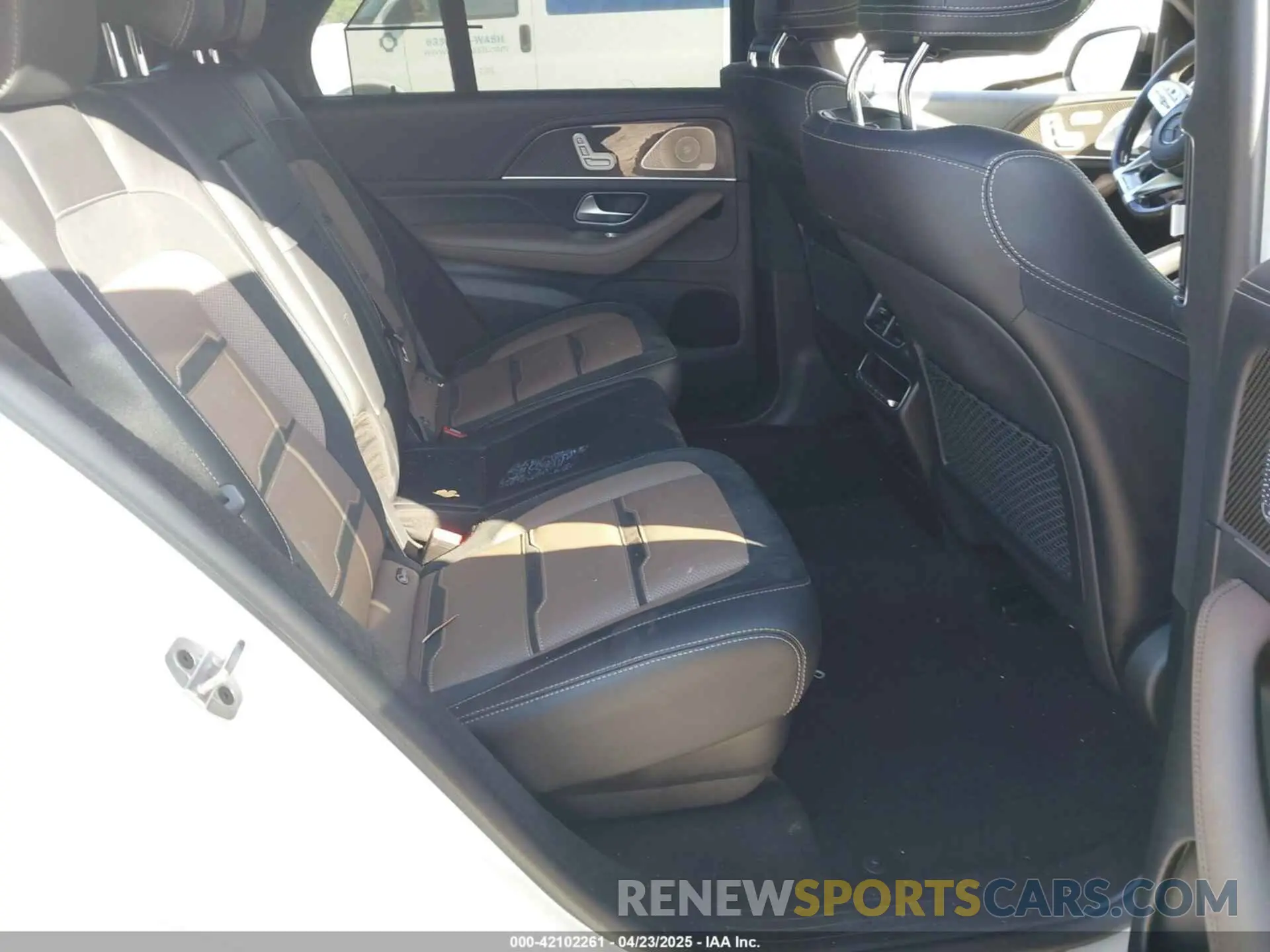 8 Photograph of a damaged car 4JGFB8KB5MA559573 MERCEDES-BENZ AMG GLE 63 2021