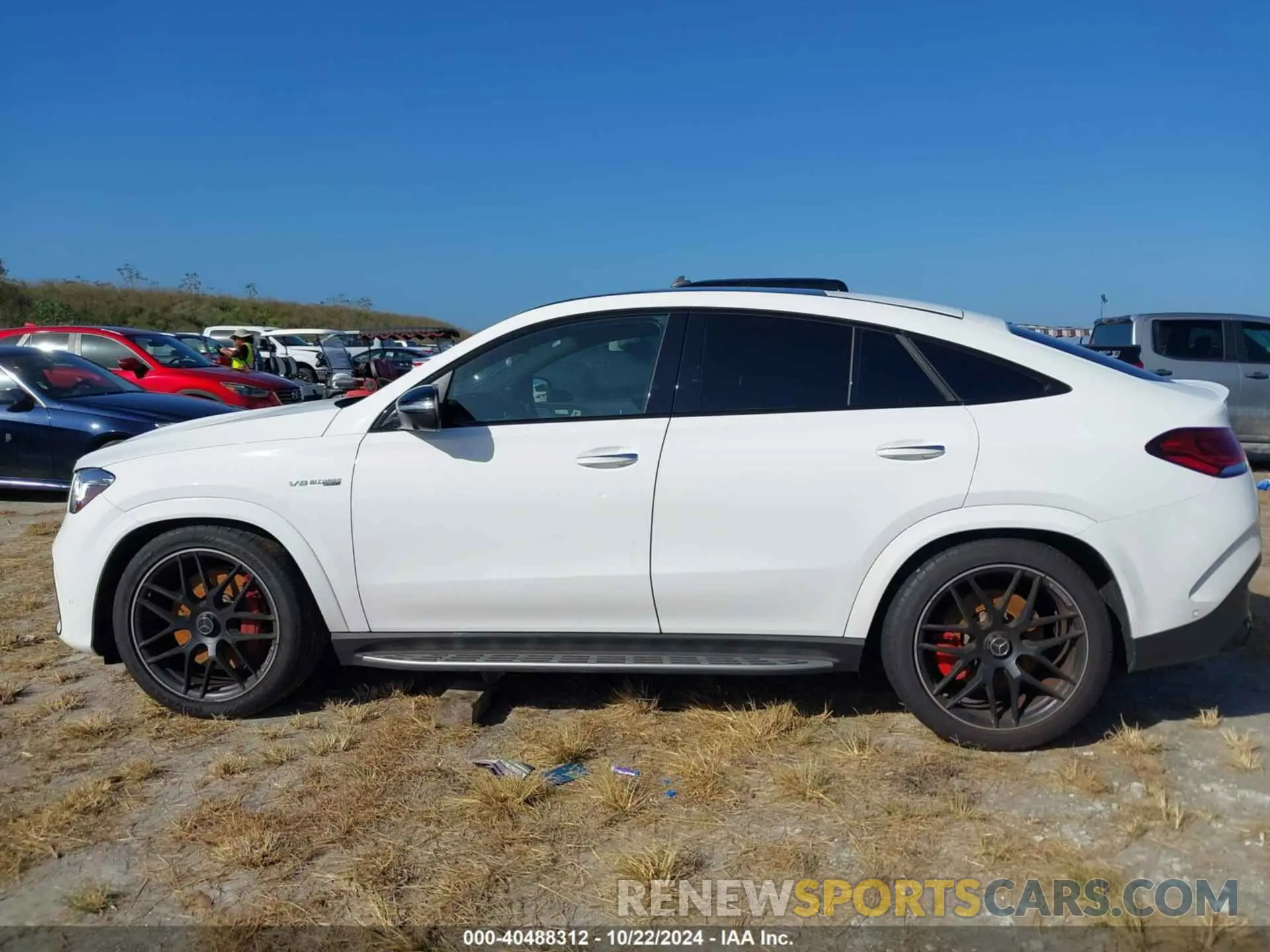 14 Photograph of a damaged car 4JGFD8KB6NA782166 MERCEDES-BENZ AMG GLE 63 COUPE 2022