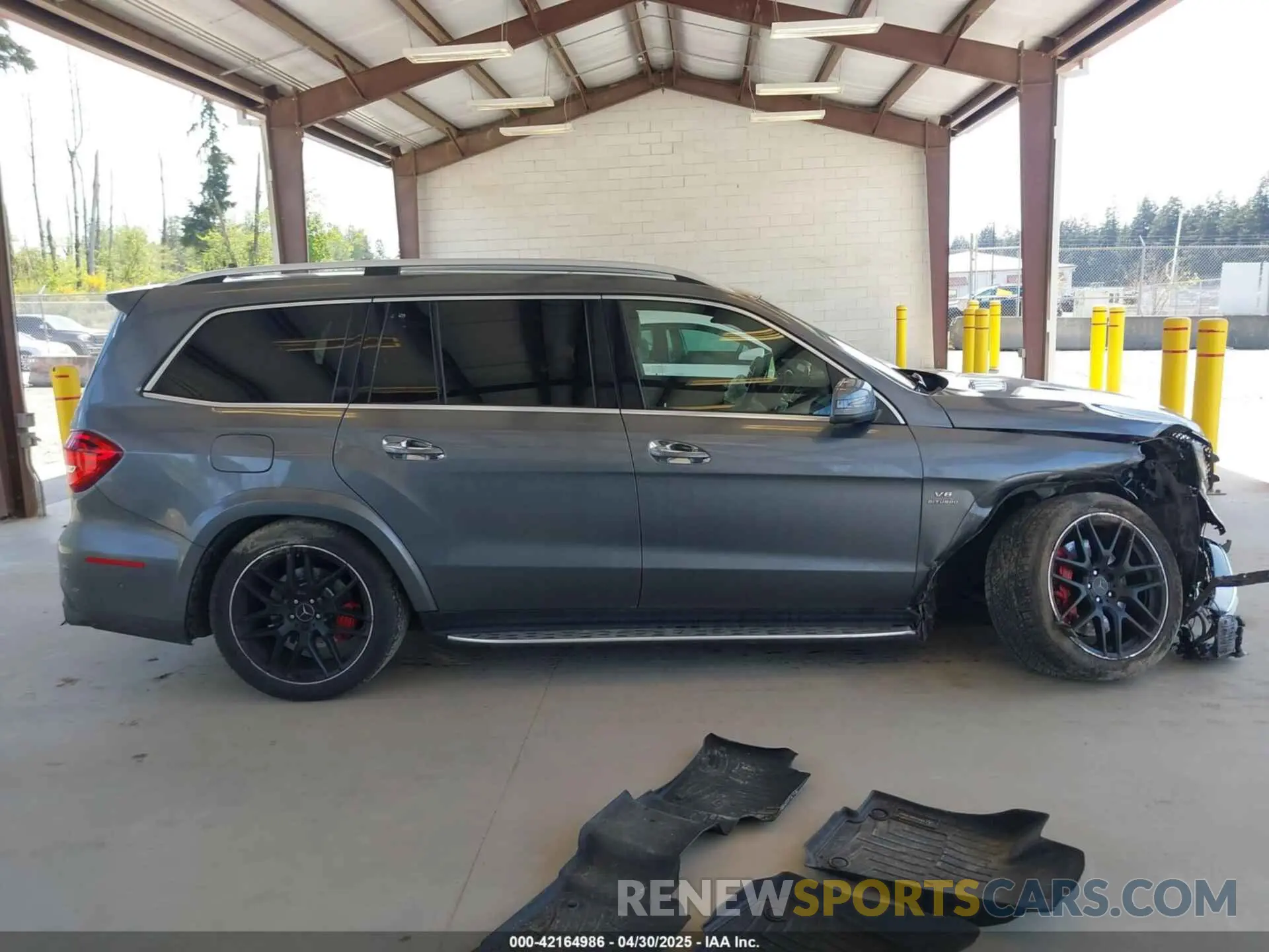 13 Photograph of a damaged car 4JGDF7FE6KB233816 MERCEDES-BENZ AMG GLS 63 2019
