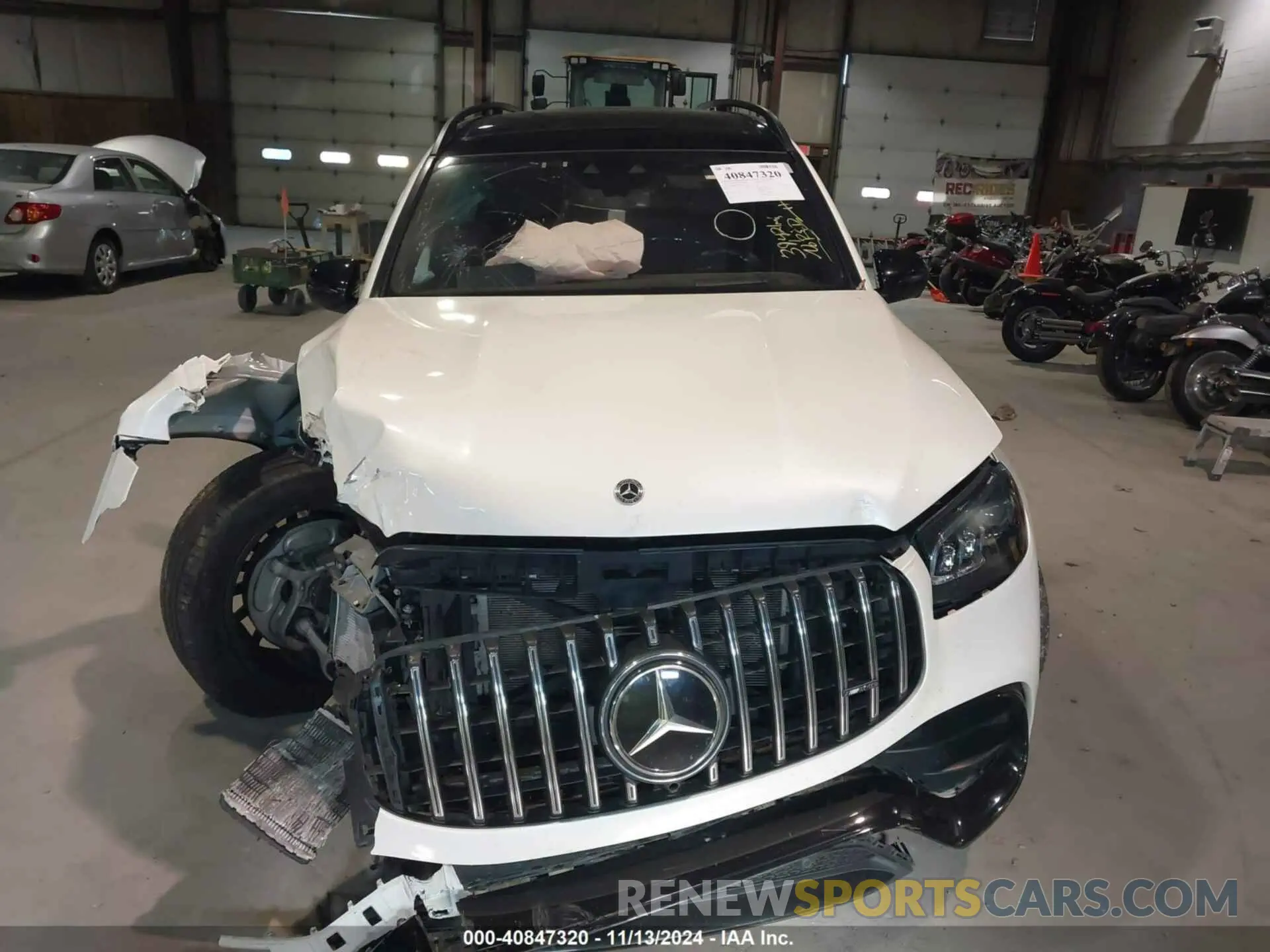 12 Photograph of a damaged car 4JGFF8KE6NA826316 MERCEDES-BENZ AMG GLS 63 2022