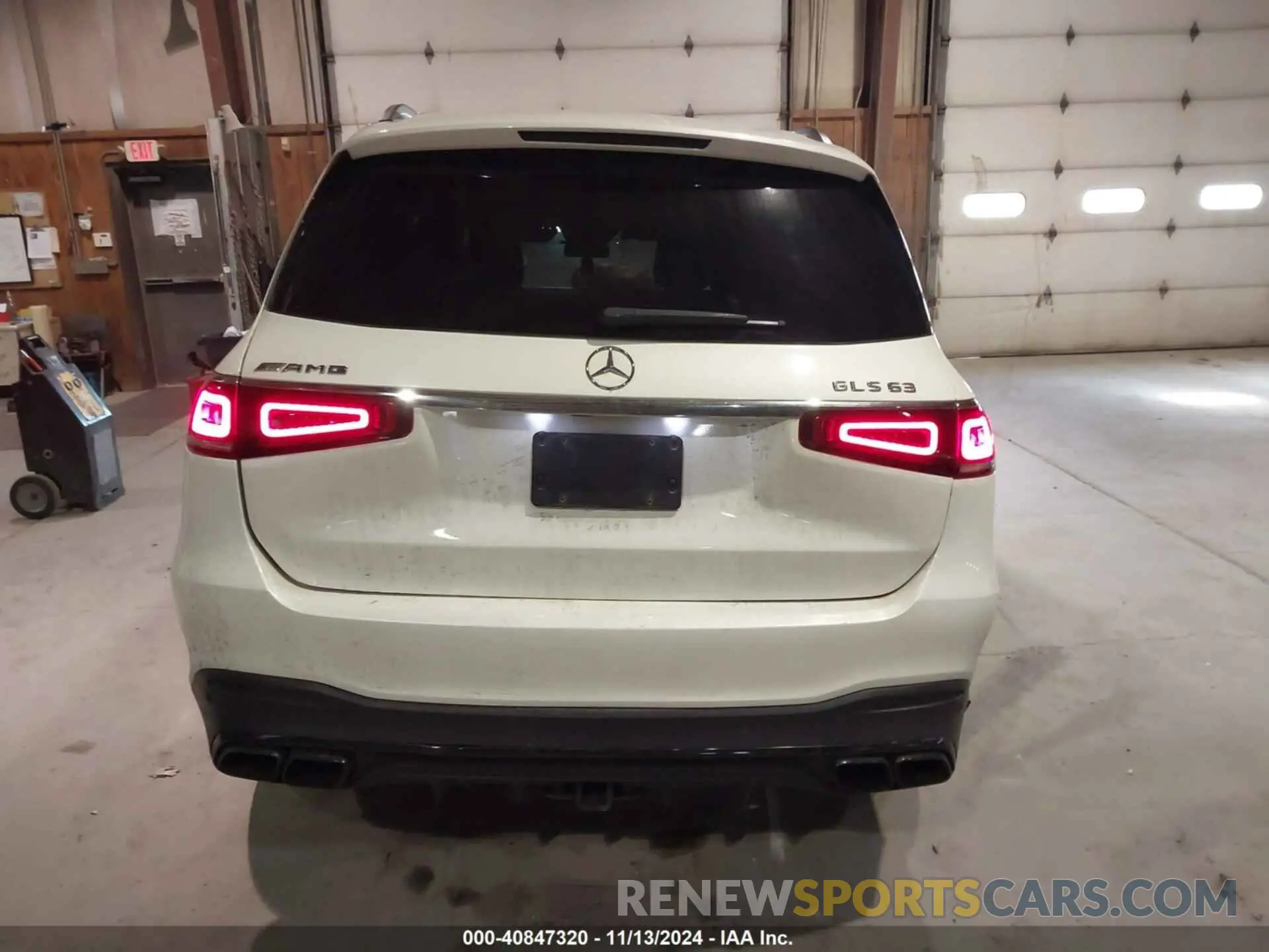 16 Photograph of a damaged car 4JGFF8KE6NA826316 MERCEDES-BENZ AMG GLS 63 2022