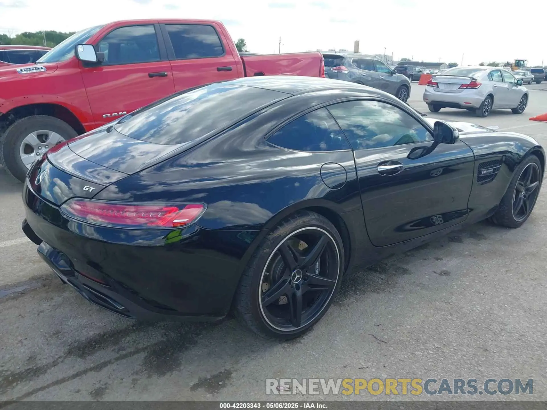 4 Photograph of a damaged car WDDYJ7HA6KA023243 MERCEDES-BENZ AMG GT 2019