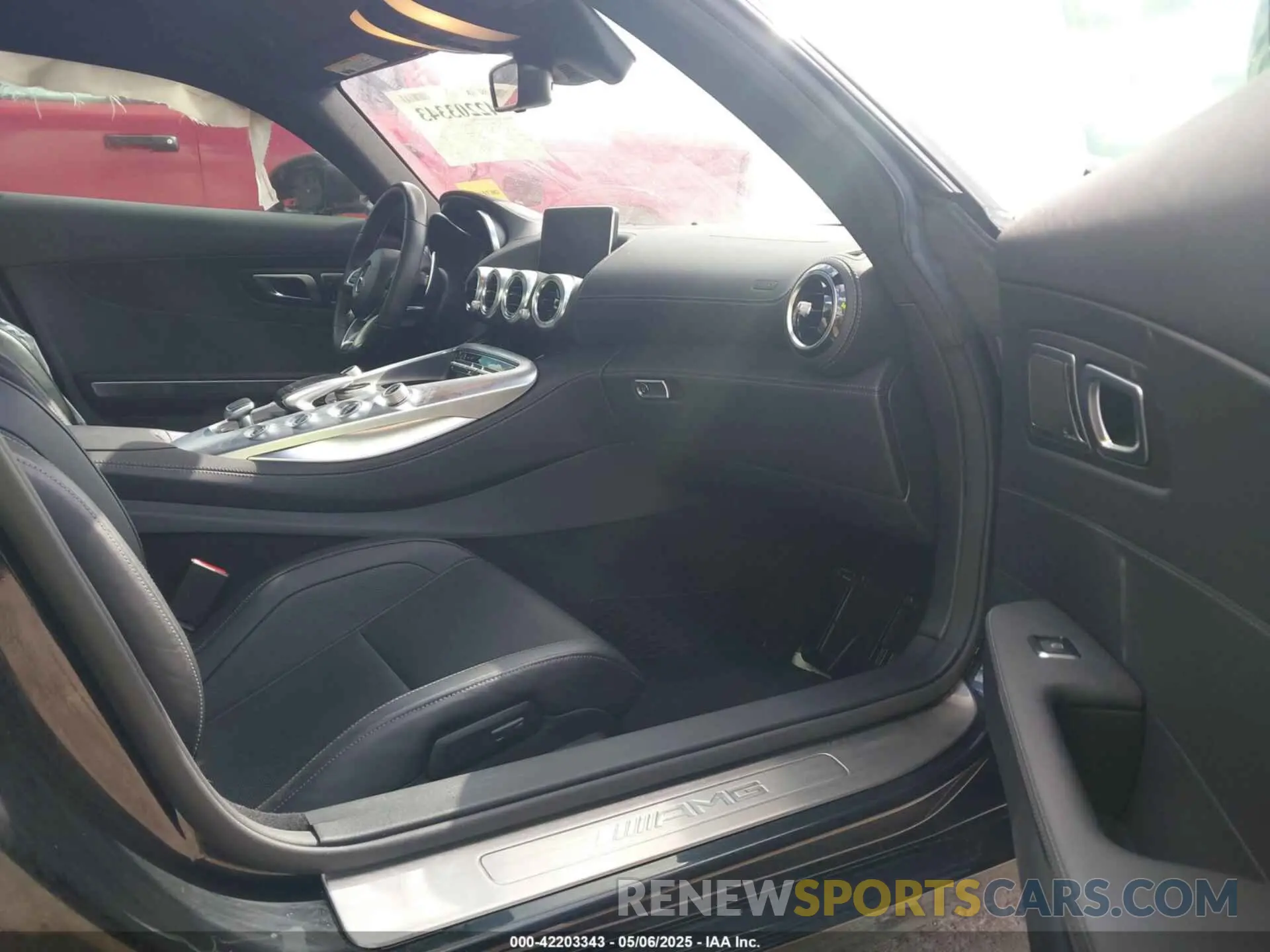 5 Photograph of a damaged car WDDYJ7HA6KA023243 MERCEDES-BENZ AMG GT 2019