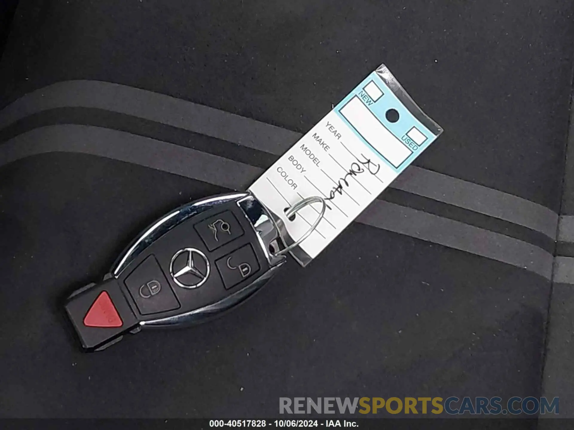 11 Photograph of a damaged car W1KYJ8BA5MA041900 MERCEDES-BENZ AMG GT 2021
