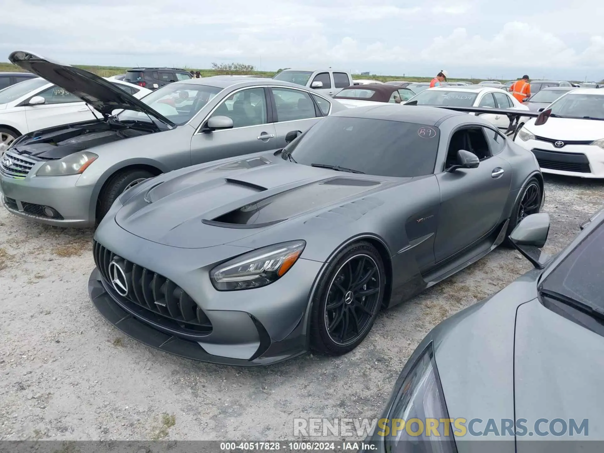 2 Photograph of a damaged car W1KYJ8BA5MA041900 MERCEDES-BENZ AMG GT 2021