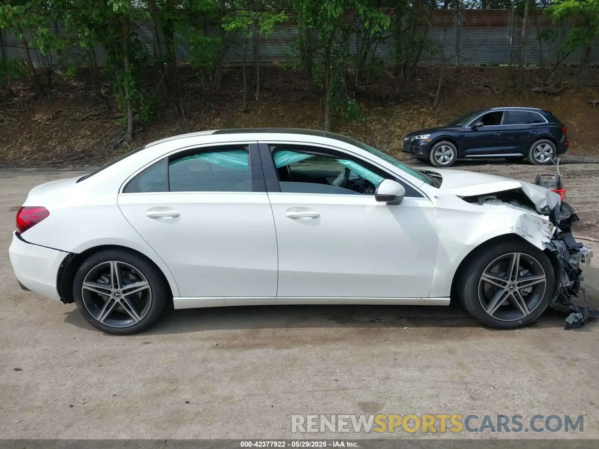 13 Photograph of a damaged car W1K7X5KB0MA041384 MERCEDES-BENZ AMG GT 43 4-DOOR COUPE 2021
