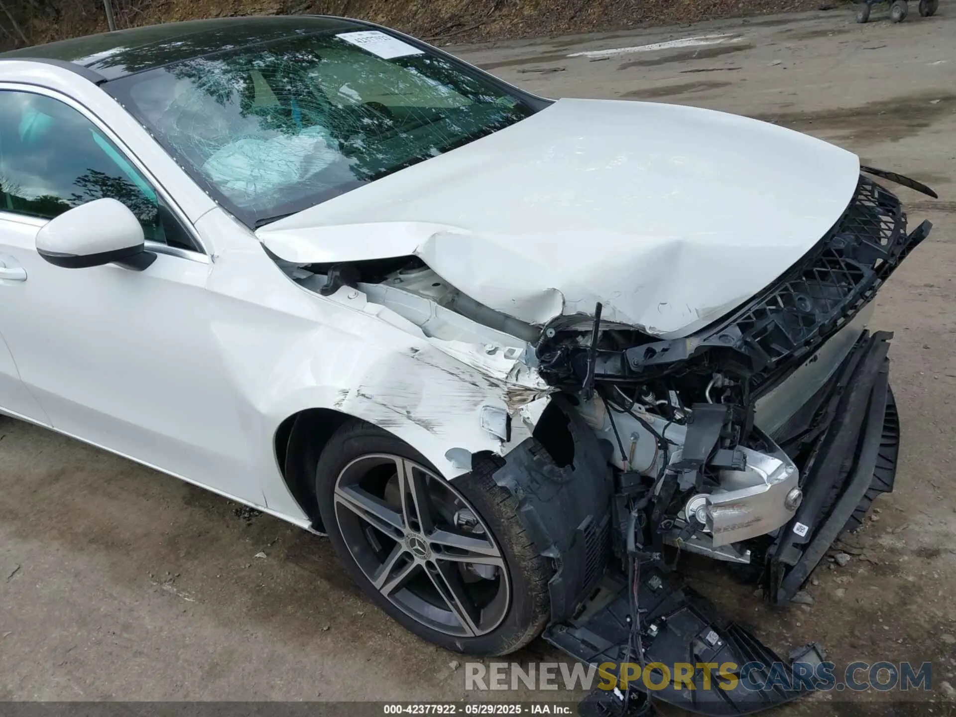 6 Photograph of a damaged car W1K7X5KB0MA041384 MERCEDES-BENZ AMG GT 43 4-DOOR COUPE 2021