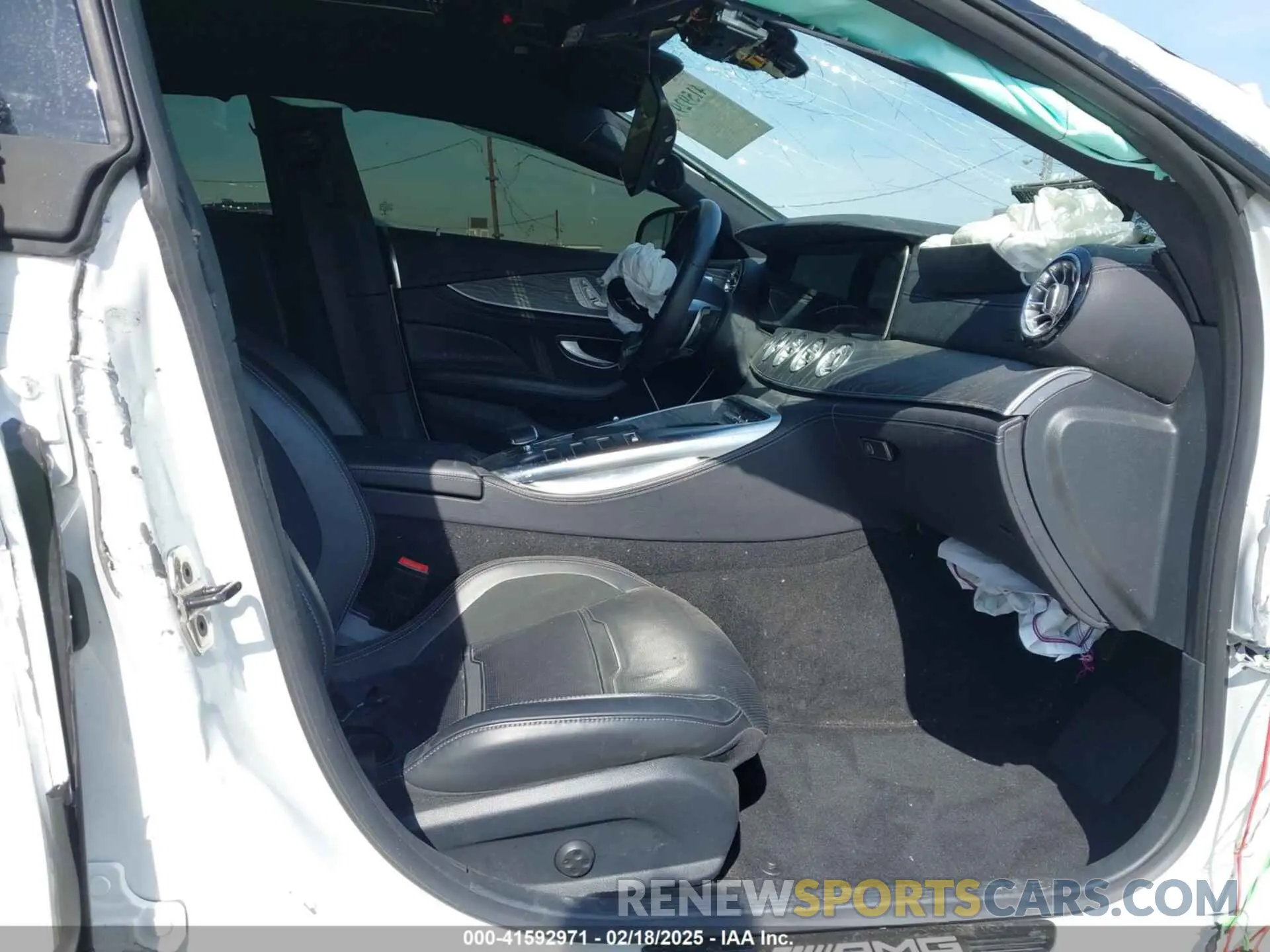 5 Photograph of a damaged car W1K7X5KB9NA052756 MERCEDES-BENZ AMG GT 43 4-DOOR COUPE 2022