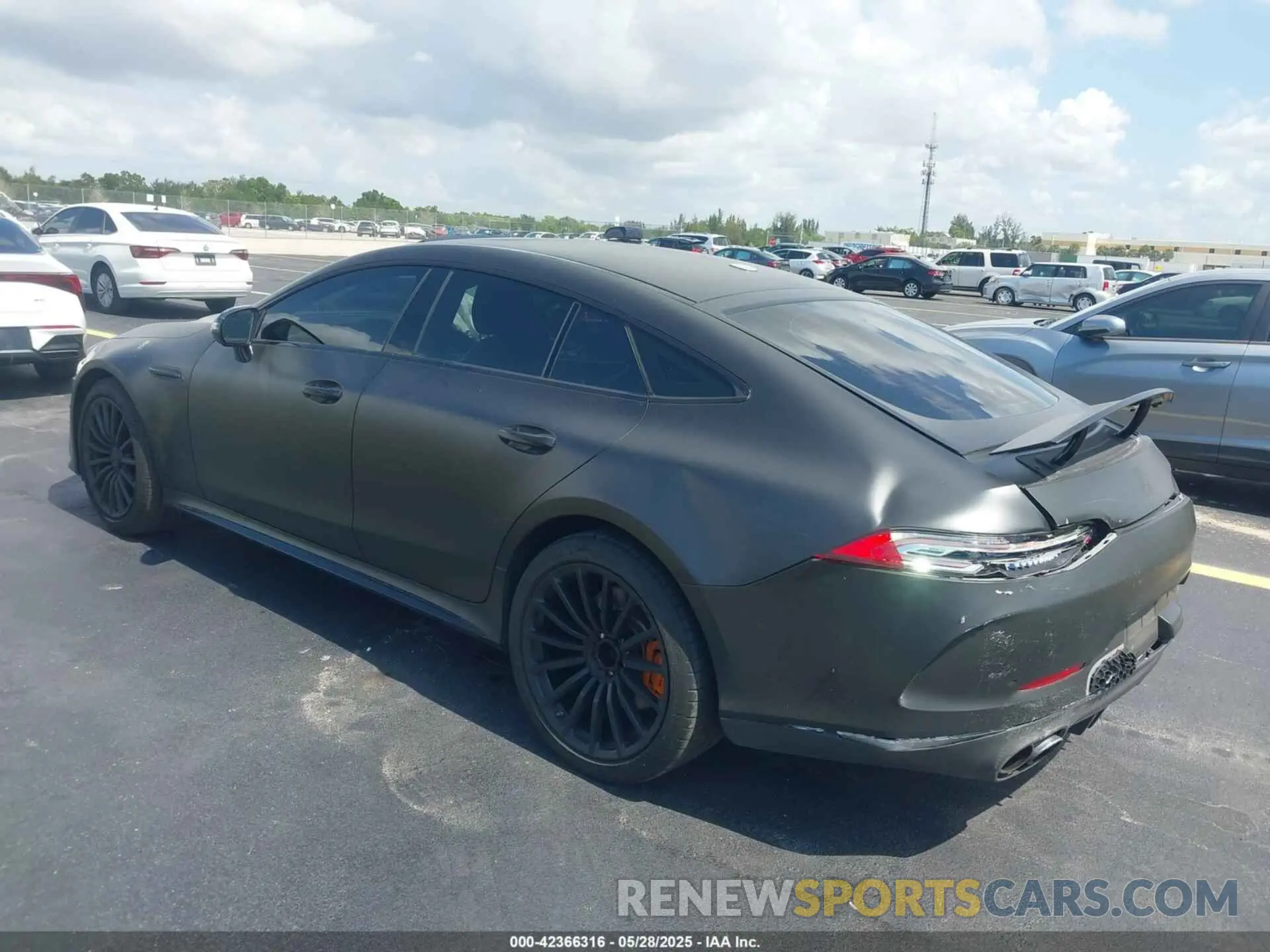 3 Photograph of a damaged car WDD7X6BB4LA015388 MERCEDES-BENZ AMG GT 53 4-DOOR COUPE 2020