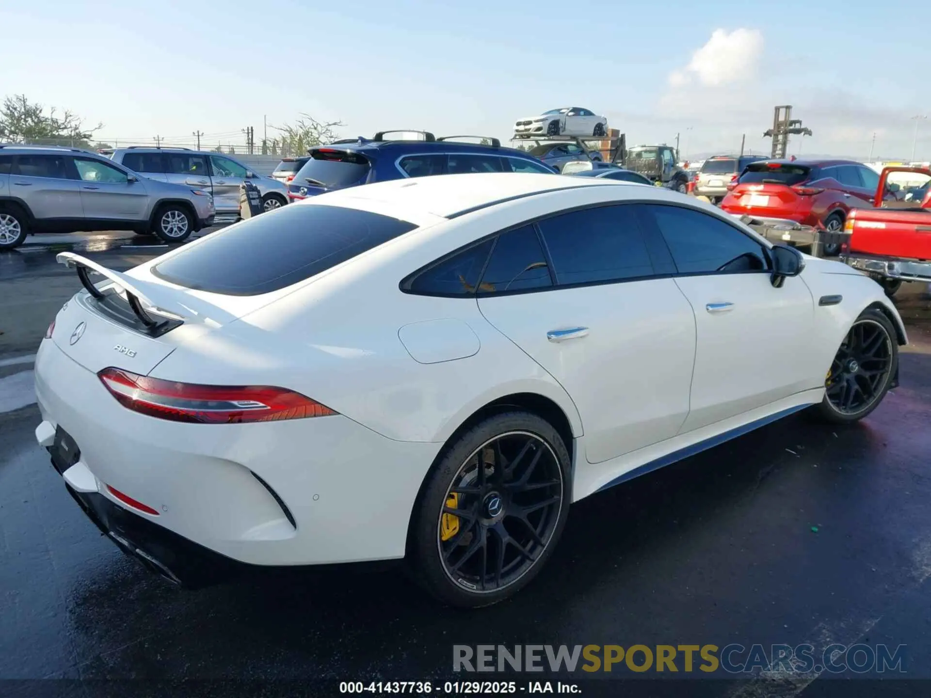 4 Photograph of a damaged car WDD7X8JB2KA001338 MERCEDES-BENZ AMG GT 63 4-DOOR COUPE 2019