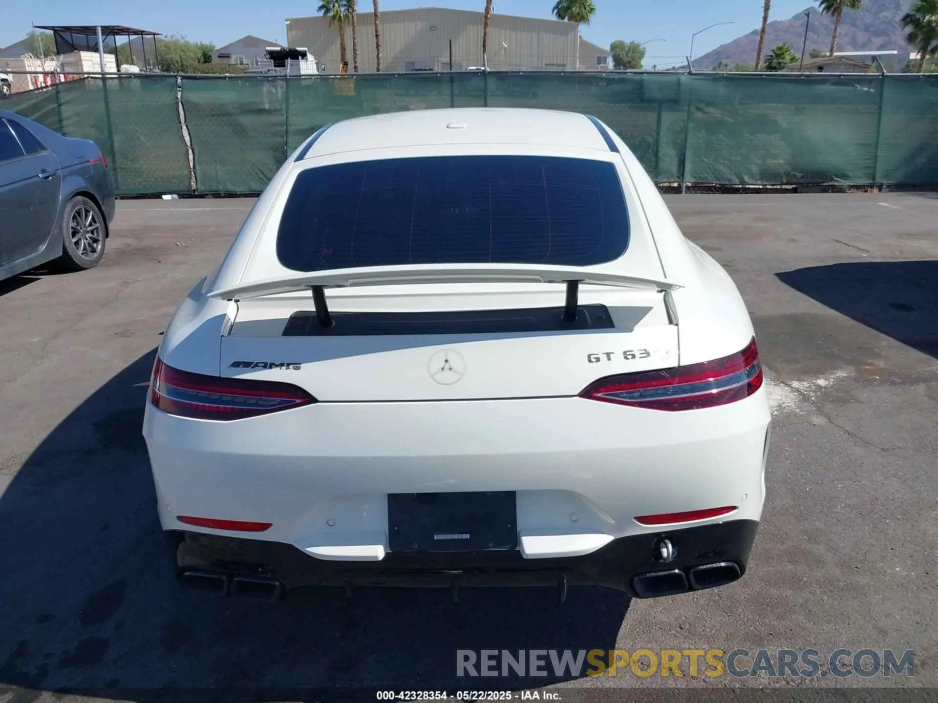 17 Photograph of a damaged car WDD7X8KB5KA001364 MERCEDES-BENZ AMG GT 63 4-DOOR COUPE 2019