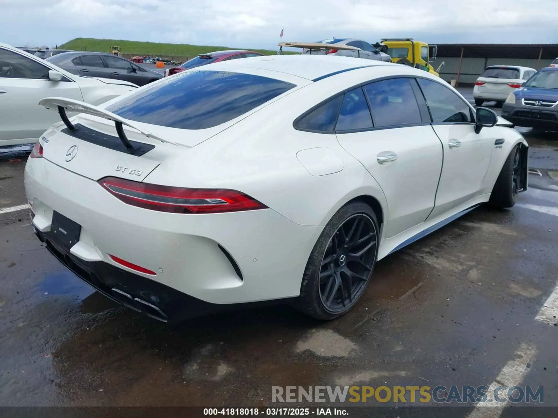 4 Photograph of a damaged car WDD7X8JB0LA013294 MERCEDES-BENZ AMG GT 63 4-DOOR COUPE 2020