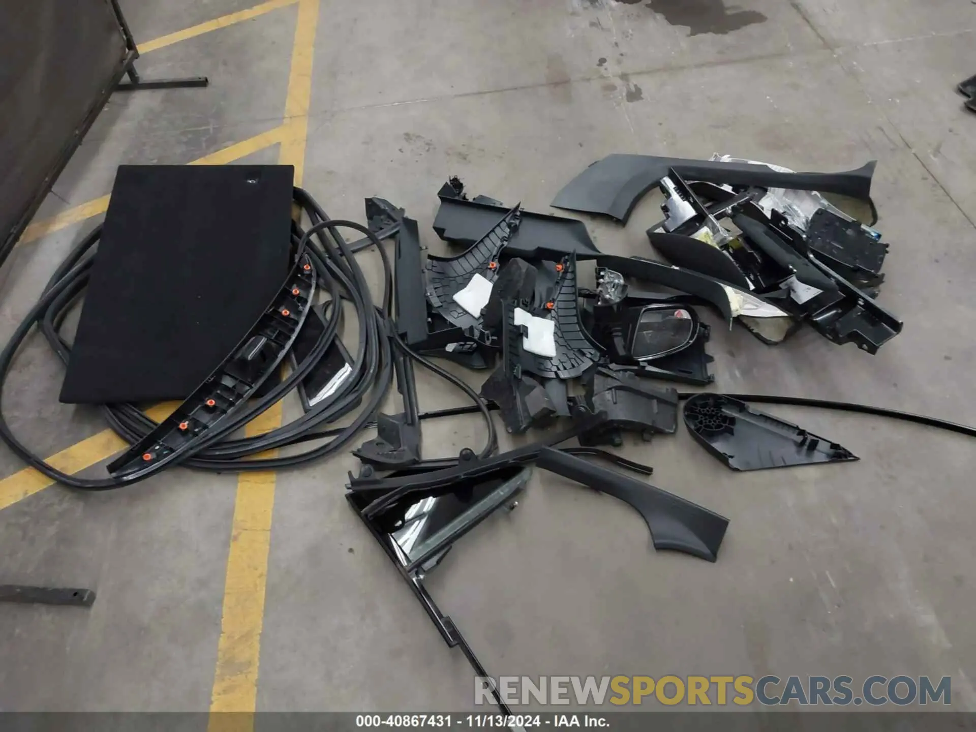 12 Photograph of a damaged car W1K7X8KB3MA037573 MERCEDES-BENZ AMG GT 63 4-DOOR COUPE 2021