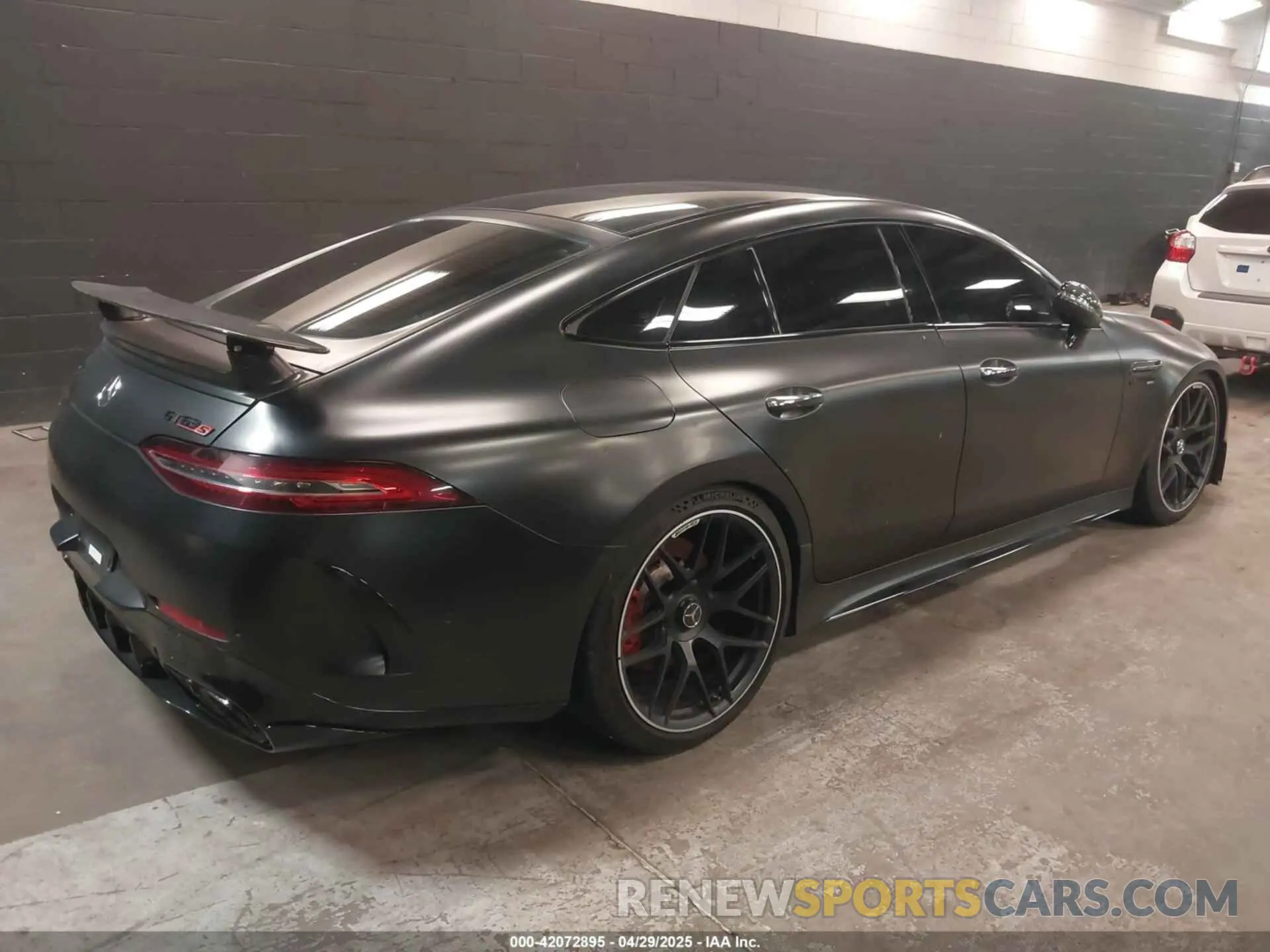 4 Photograph of a damaged car W1K7X8KB8MA036533 MERCEDES-BENZ AMG GT 63 4-DOOR COUPE 2021