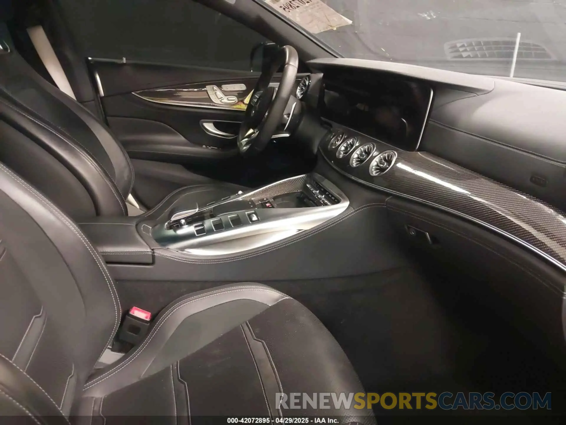 5 Photograph of a damaged car W1K7X8KB8MA036533 MERCEDES-BENZ AMG GT 63 4-DOOR COUPE 2021