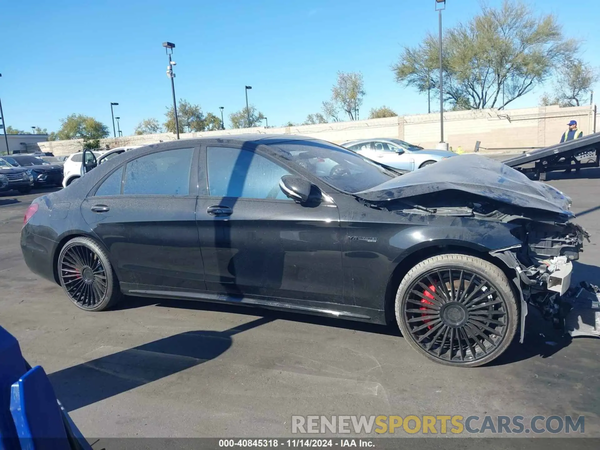 12 Photograph of a damaged car WDDUG8JB1KA436273 MERCEDES-BENZ AMG S 63 2019