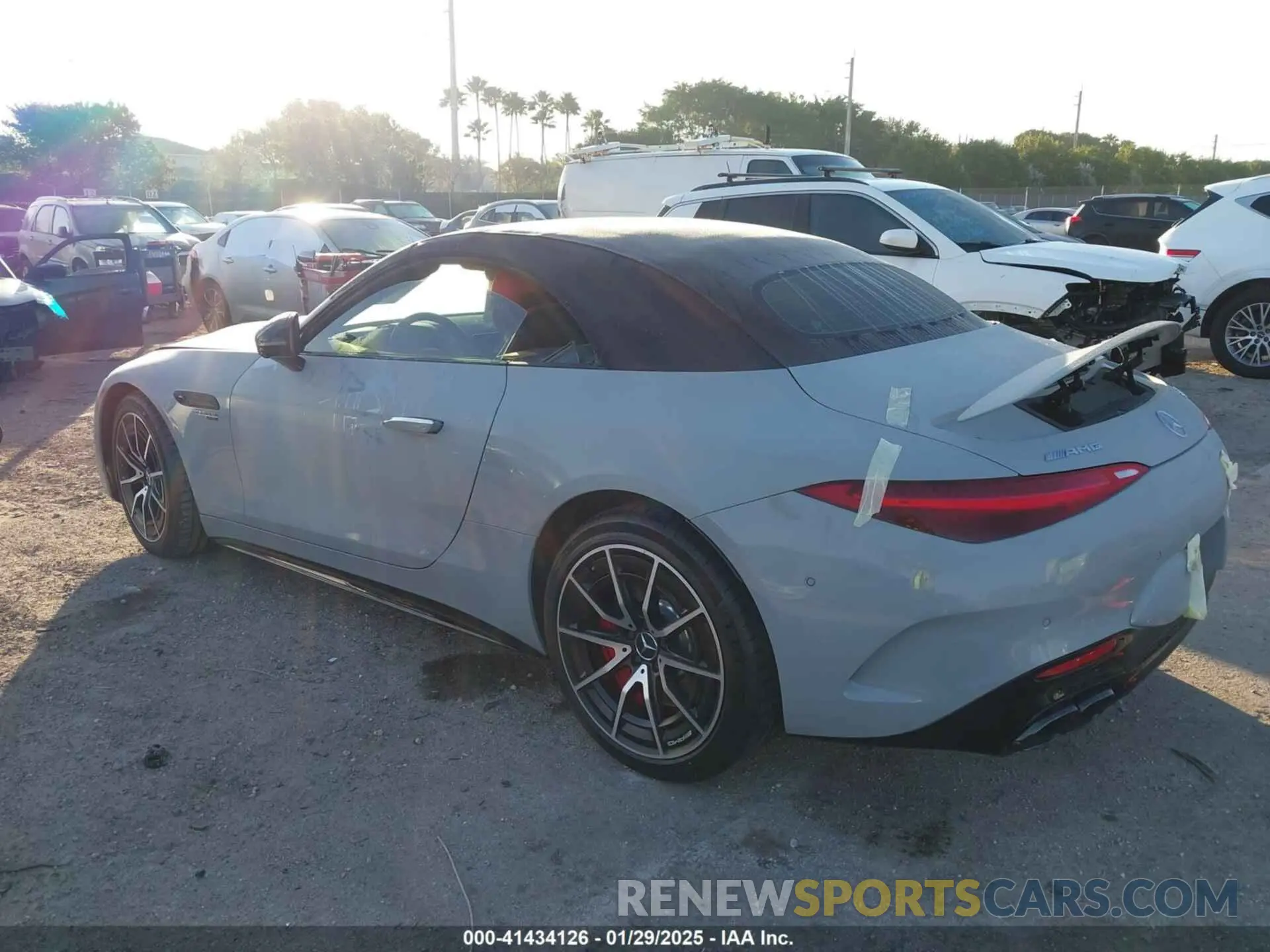 3 Photograph of a damaged car W1KVK8AB3NF005086 MERCEDES-BENZ AMG SL 55 2022
