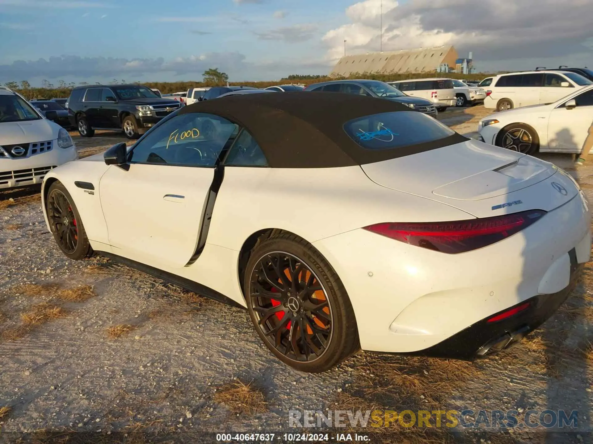 3 Photograph of a damaged car W1KVK8AB9NF008946 MERCEDES-BENZ AMG SL 55 2022