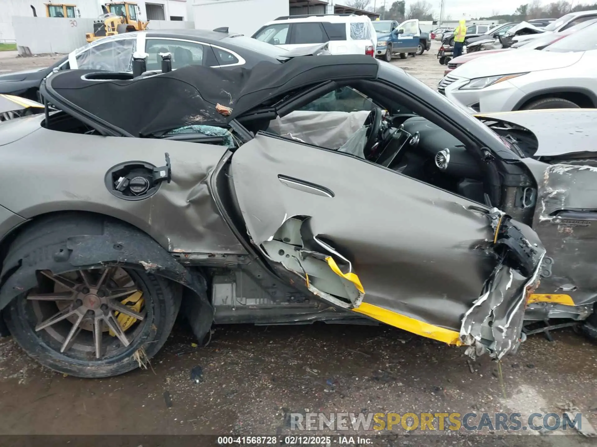 13 Photograph of a damaged car W1KVK8BB6NF005386 MERCEDES-BENZ AMG SL 63 2022