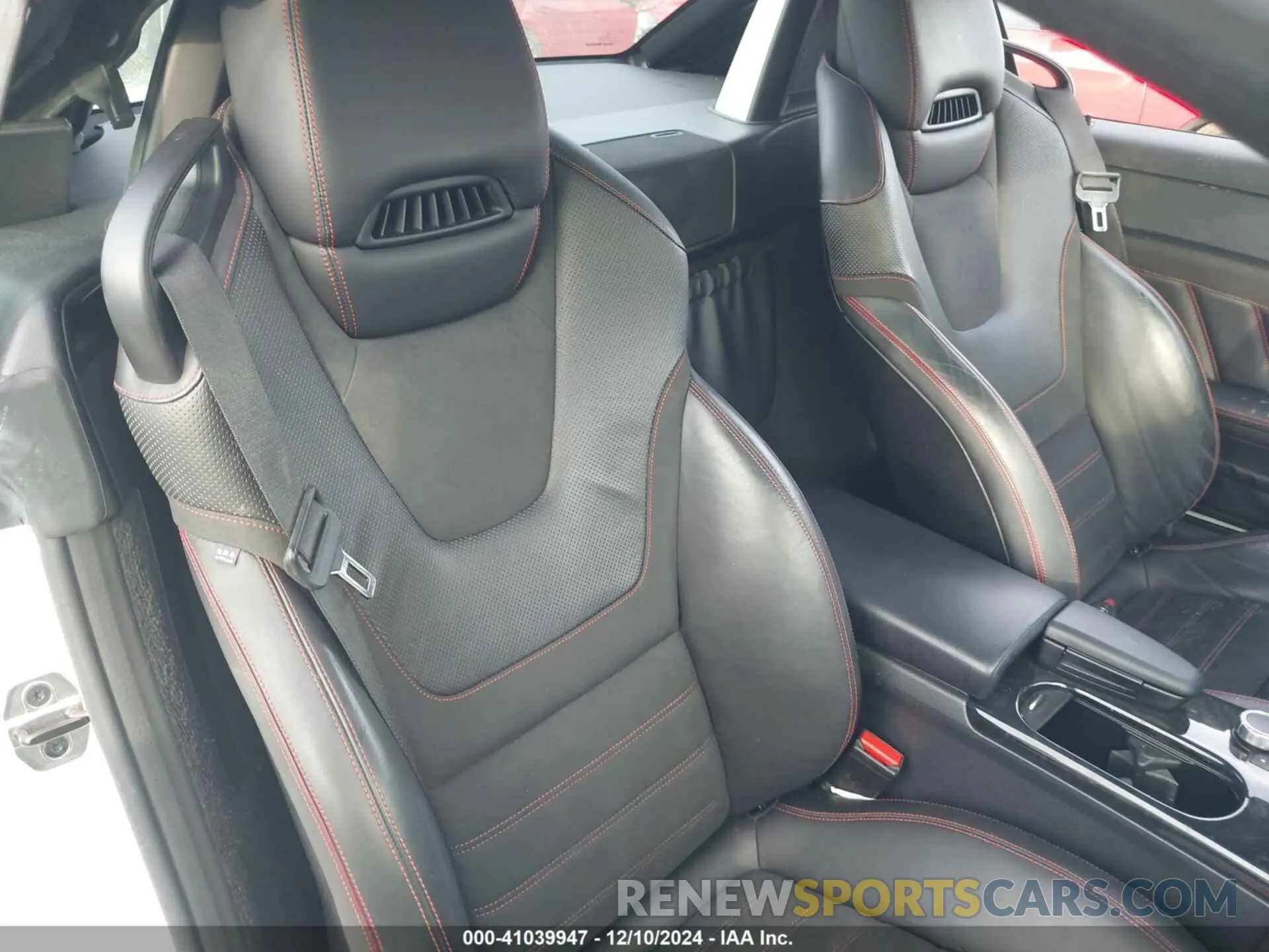 8 Photograph of a damaged car WDDPK6GA0KF160198 MERCEDES-BENZ AMG SLC 43 2019