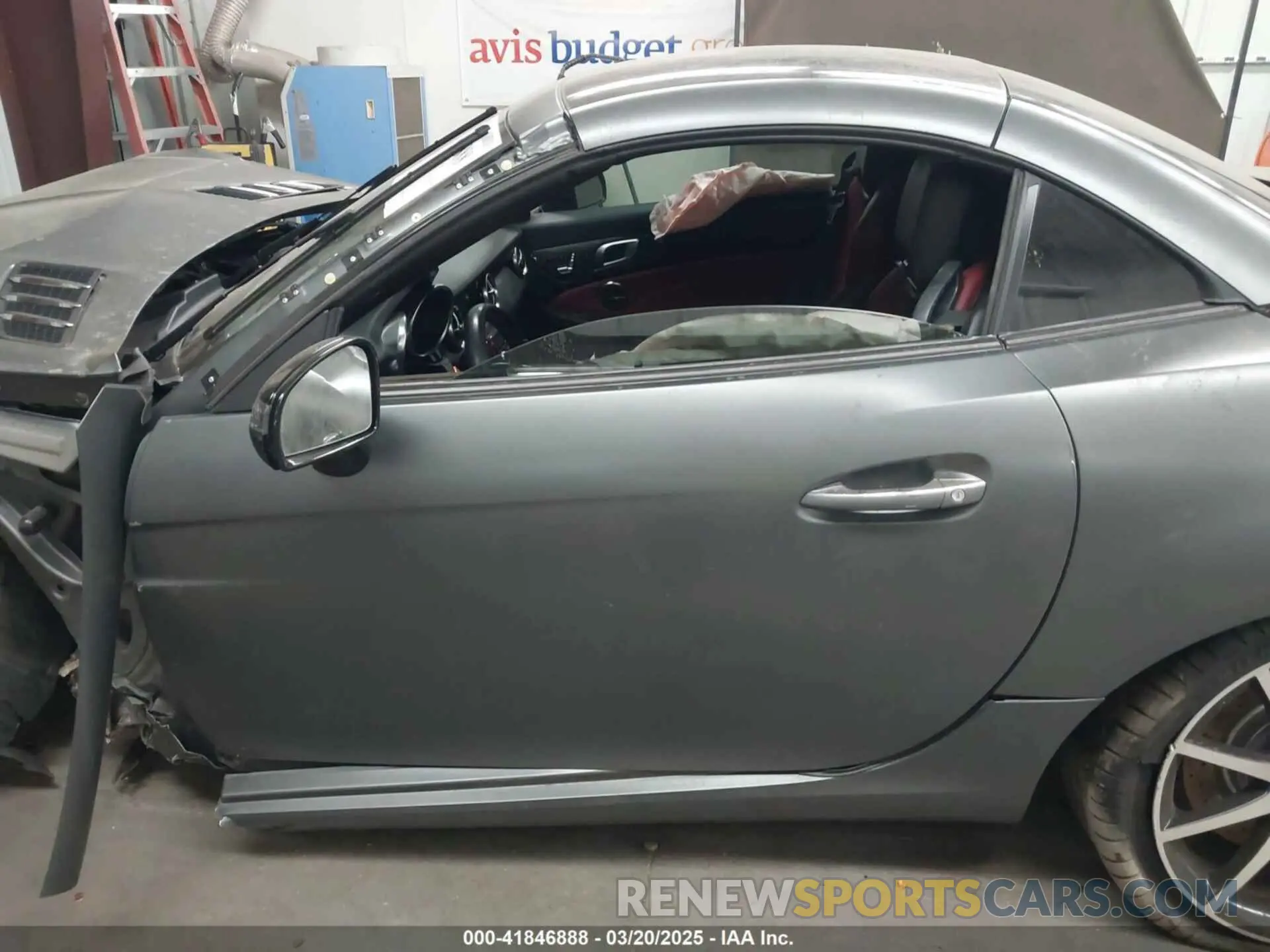 14 Photograph of a damaged car WDDPK6GA0LF167413 MERCEDES-BENZ AMG SLC 43 2020