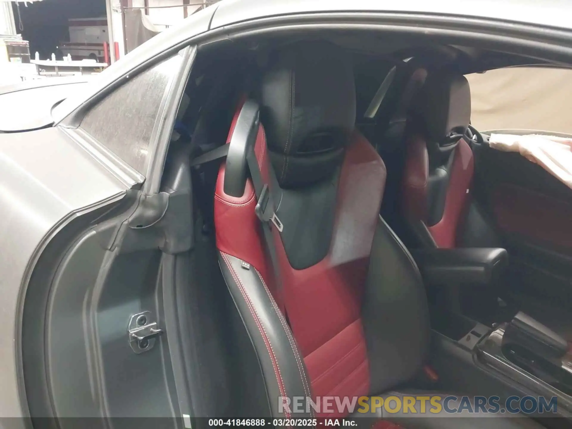 8 Photograph of a damaged car WDDPK6GA0LF167413 MERCEDES-BENZ AMG SLC 43 2020