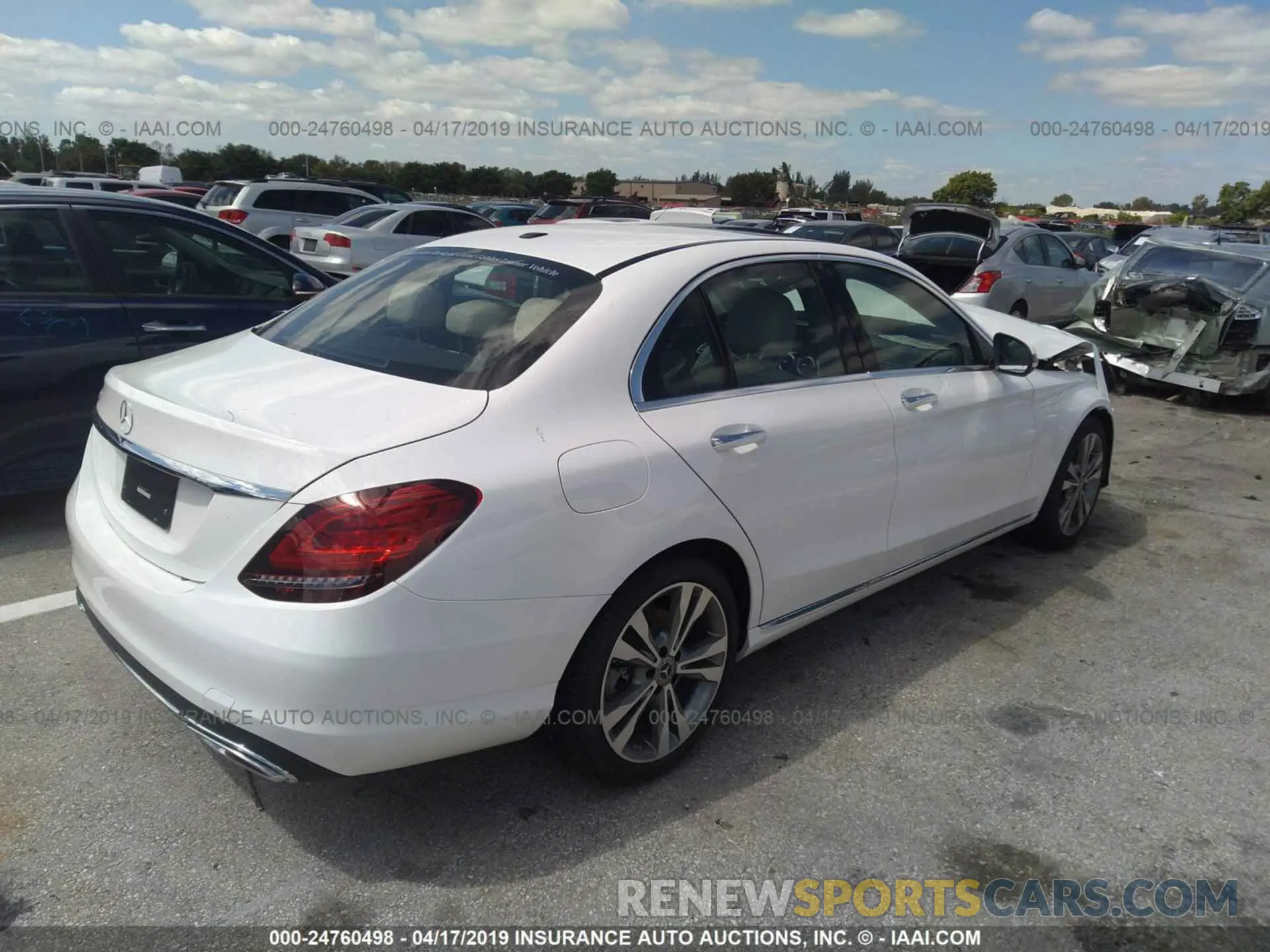4 Photograph of a damaged car 55SWF8DB3KU304400 MERCEDES-BENZ C 2019