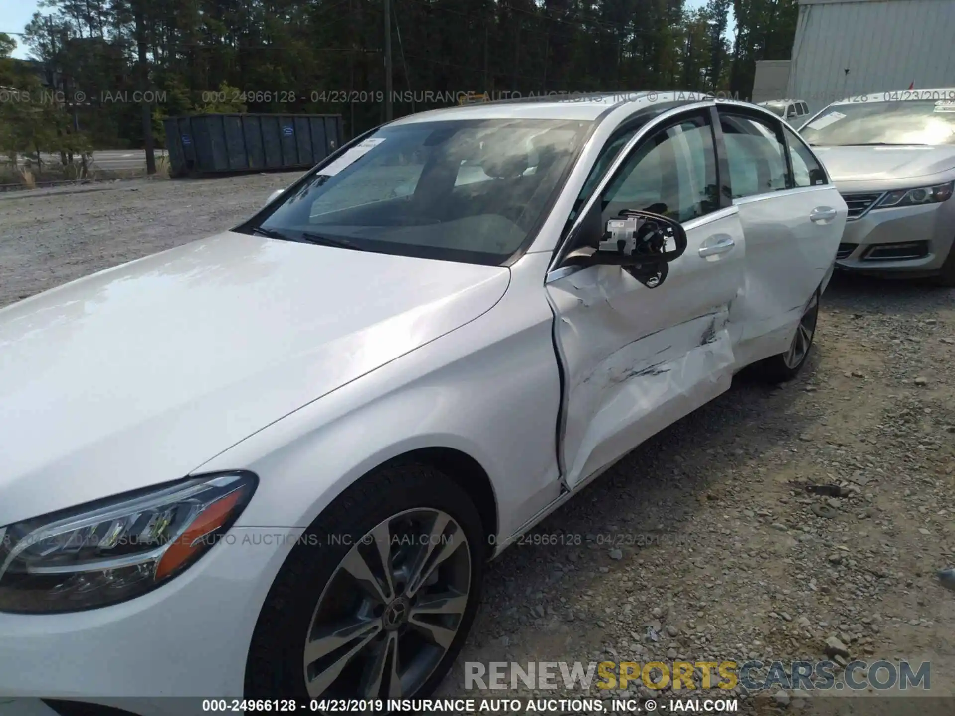 6 Photograph of a damaged car 55SWF8EB3KU283885 MERCEDES-BENZ C 2019