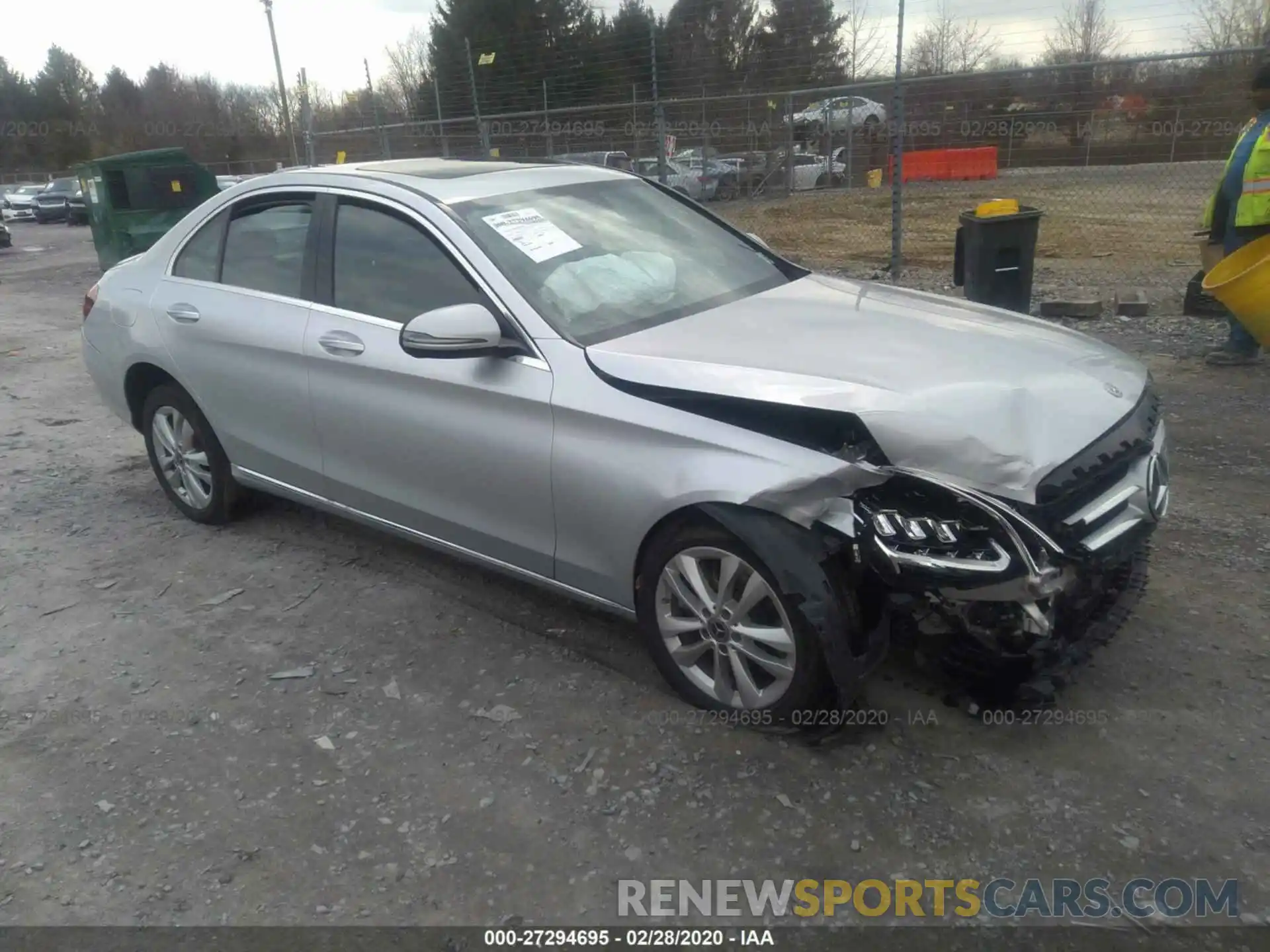 1 Photograph of a damaged car 55SWF8EBXKU303761 MERCEDES-BENZ C 2019