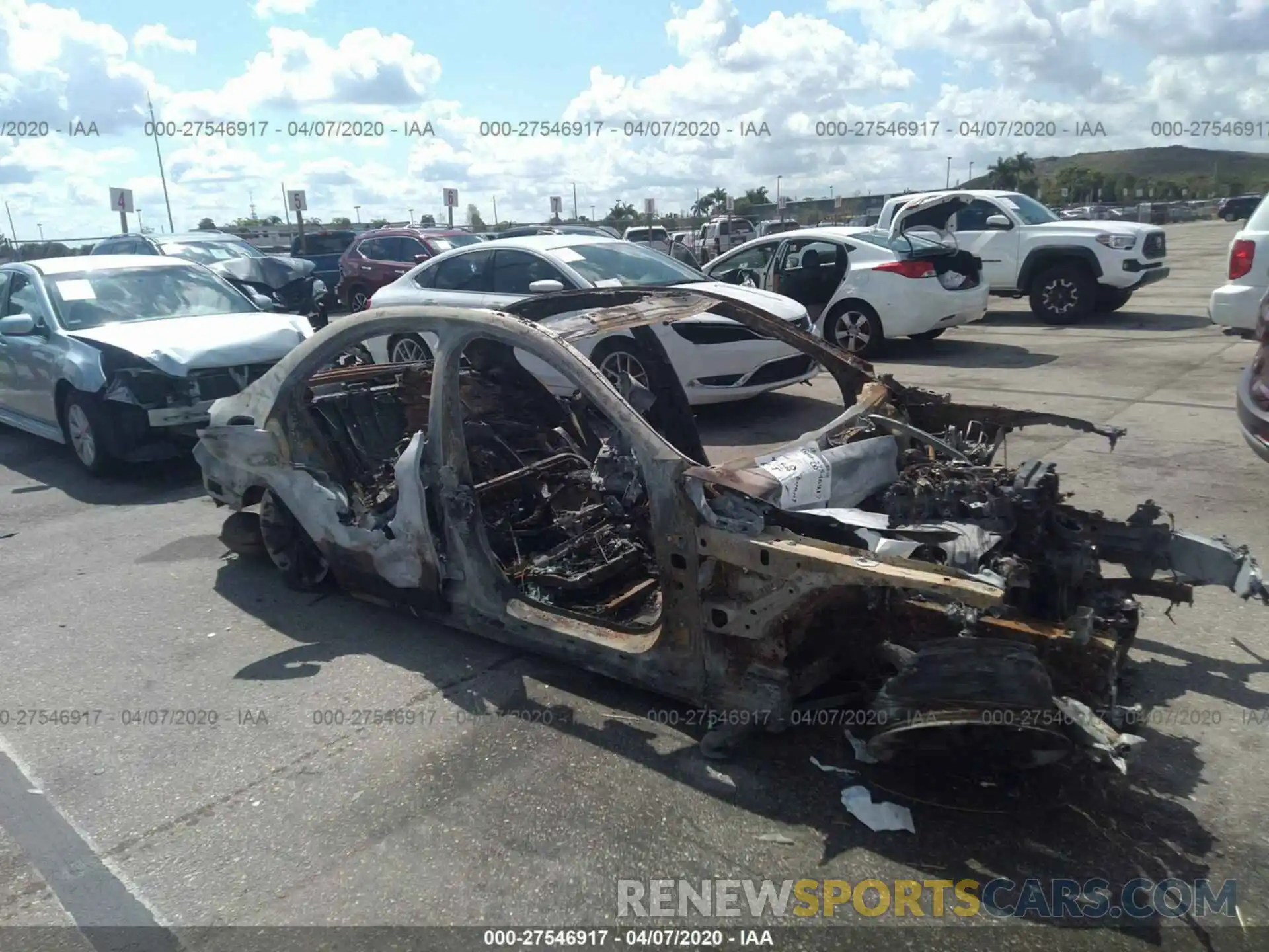 1 Photograph of a damaged car WDDWF8DB4KR513078 MERCEDES-BENZ C 2019