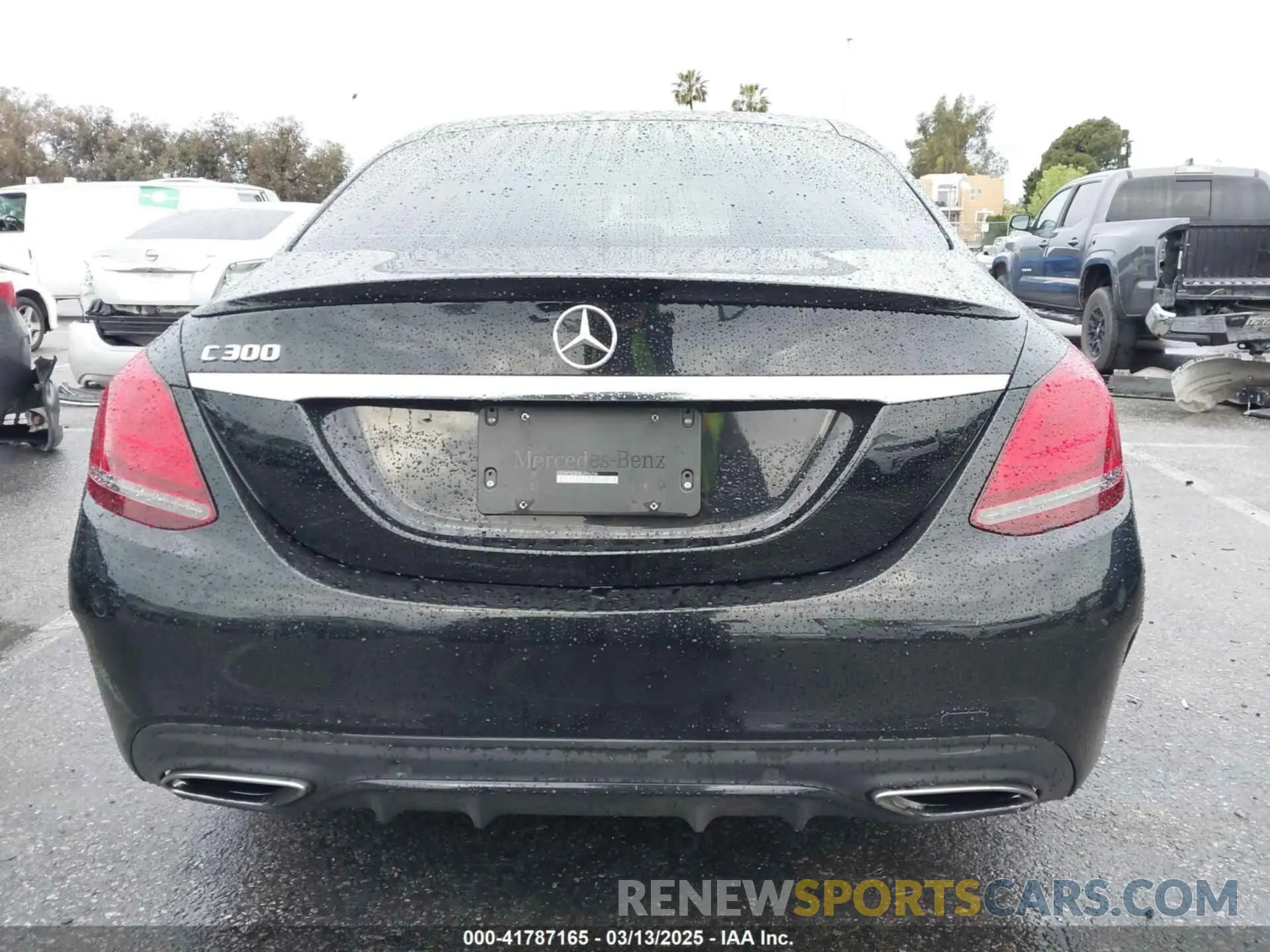 16 Photograph of a damaged car 55SWF8DB0KU296336 MERCEDES-BENZ C 300 2019