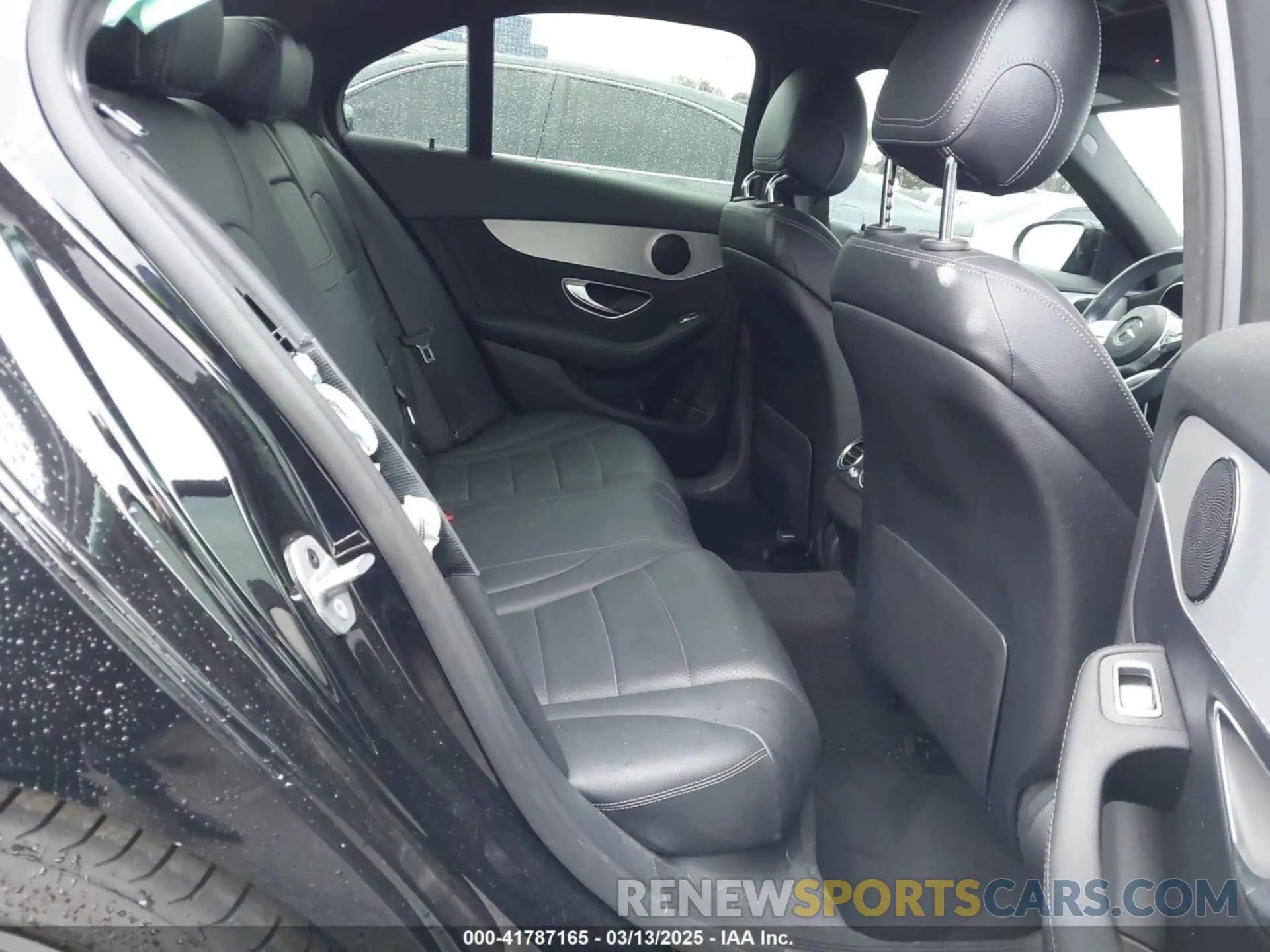8 Photograph of a damaged car 55SWF8DB0KU296336 MERCEDES-BENZ C 300 2019