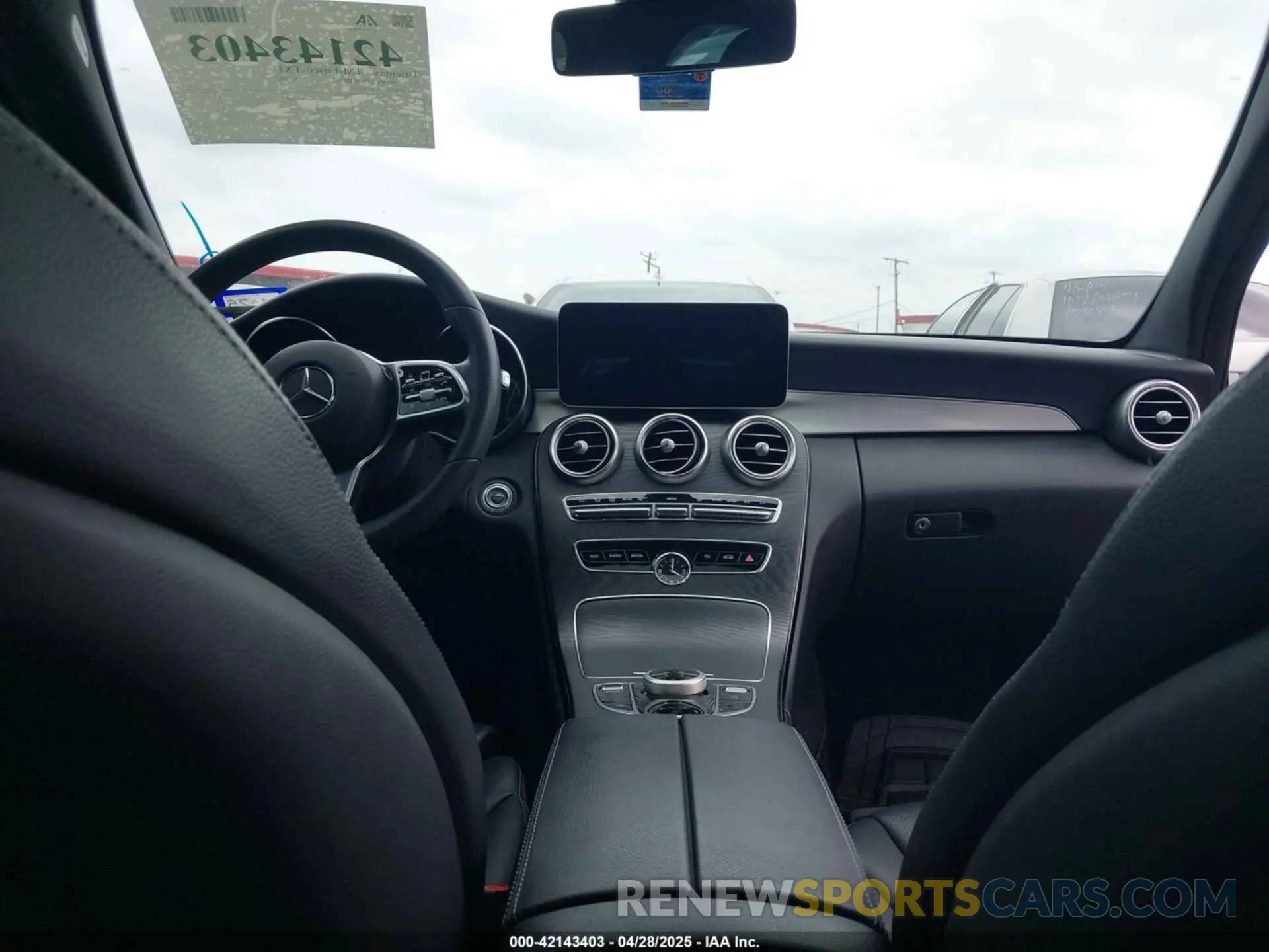 16 Photograph of a damaged car 55SWF8DB0KU307061 MERCEDES-BENZ C 300 2019