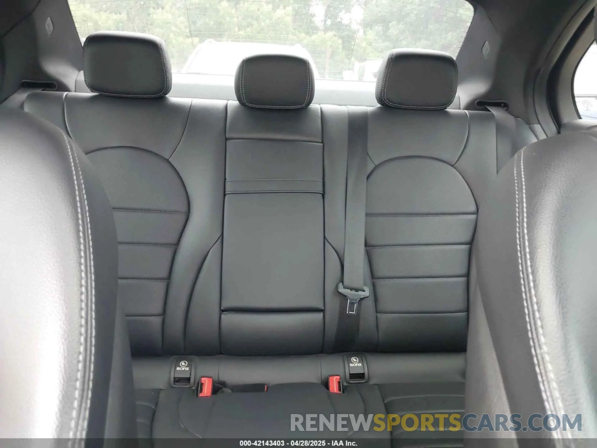 18 Photograph of a damaged car 55SWF8DB0KU307061 MERCEDES-BENZ C 300 2019