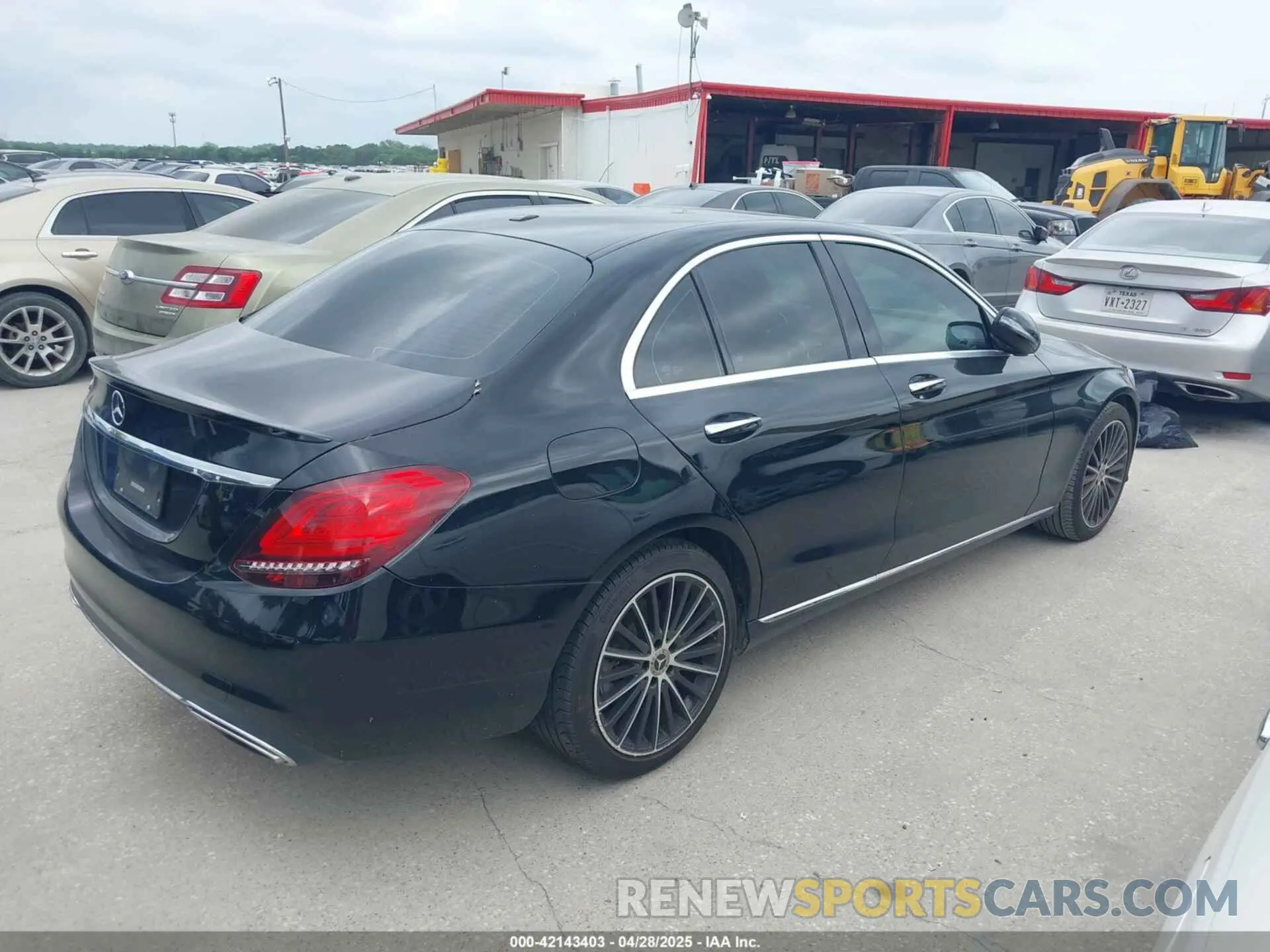 4 Photograph of a damaged car 55SWF8DB0KU307061 MERCEDES-BENZ C 300 2019
