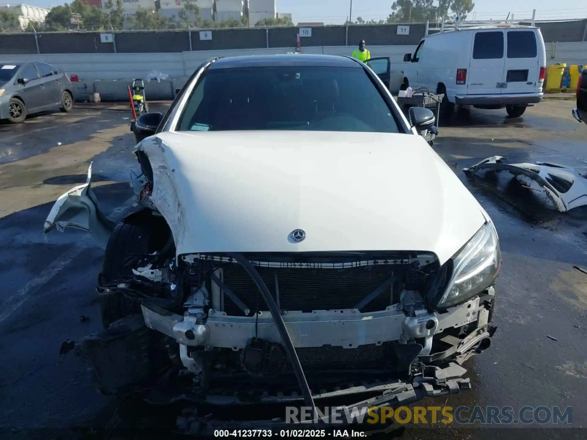 13 Photograph of a damaged car 55SWF8DB1KU292084 MERCEDES-BENZ C 300 2019