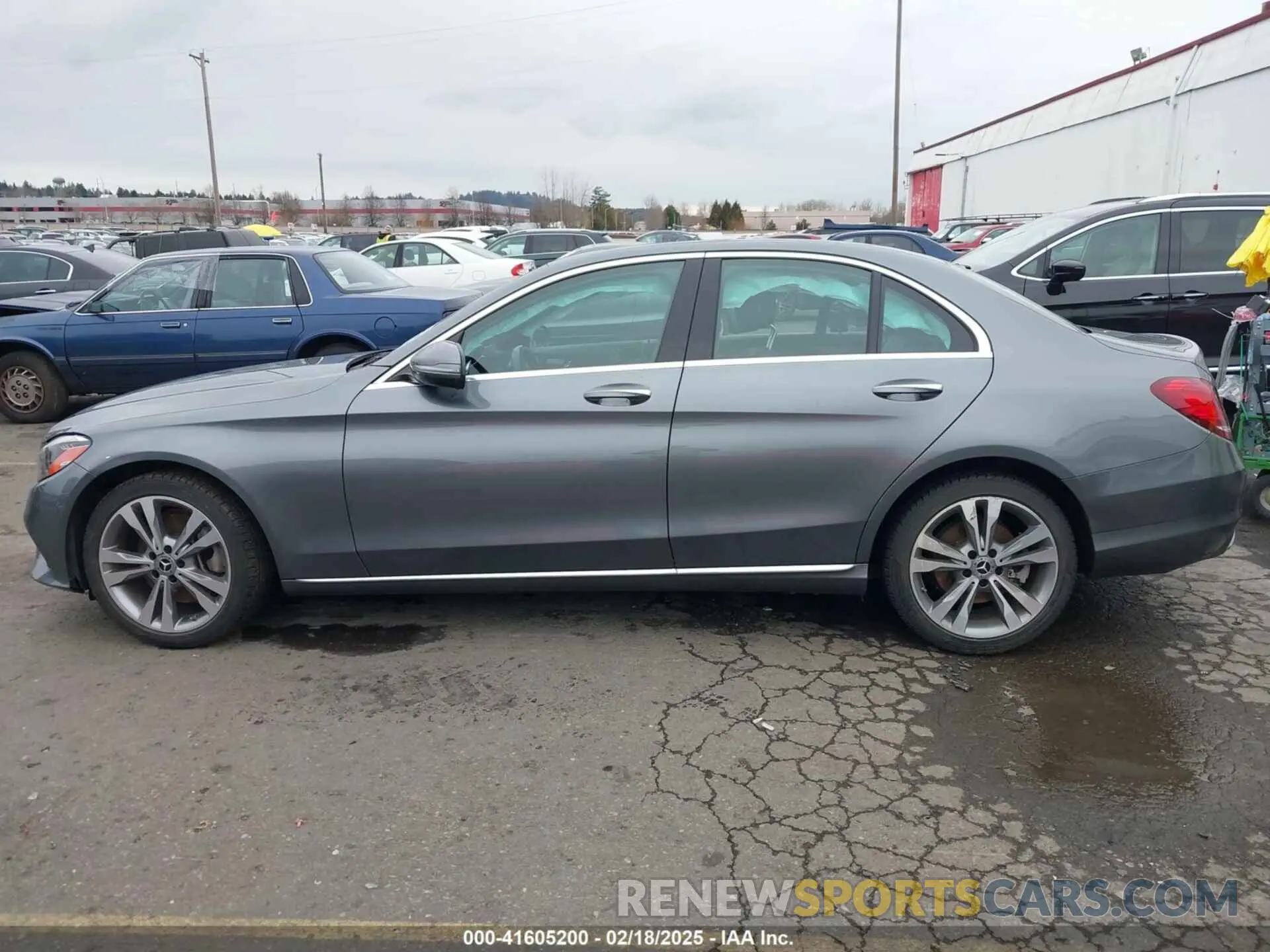 14 Photograph of a damaged car 55SWF8DB1KU302080 MERCEDES-BENZ C 300 2019