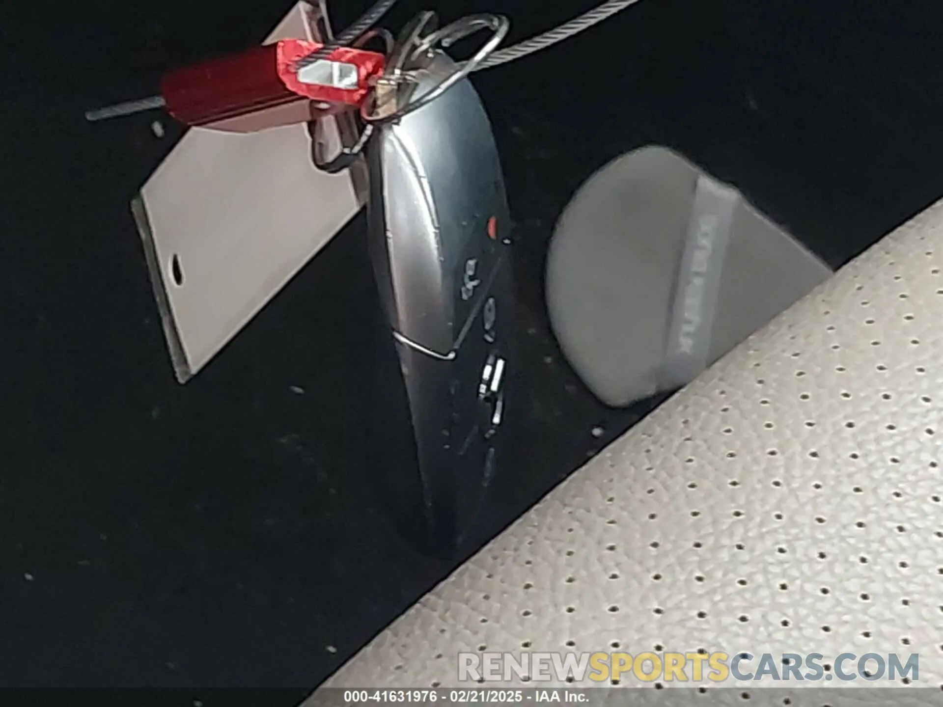 11 Photograph of a damaged car 55SWF8DB1KU318294 MERCEDES-BENZ C 300 2019